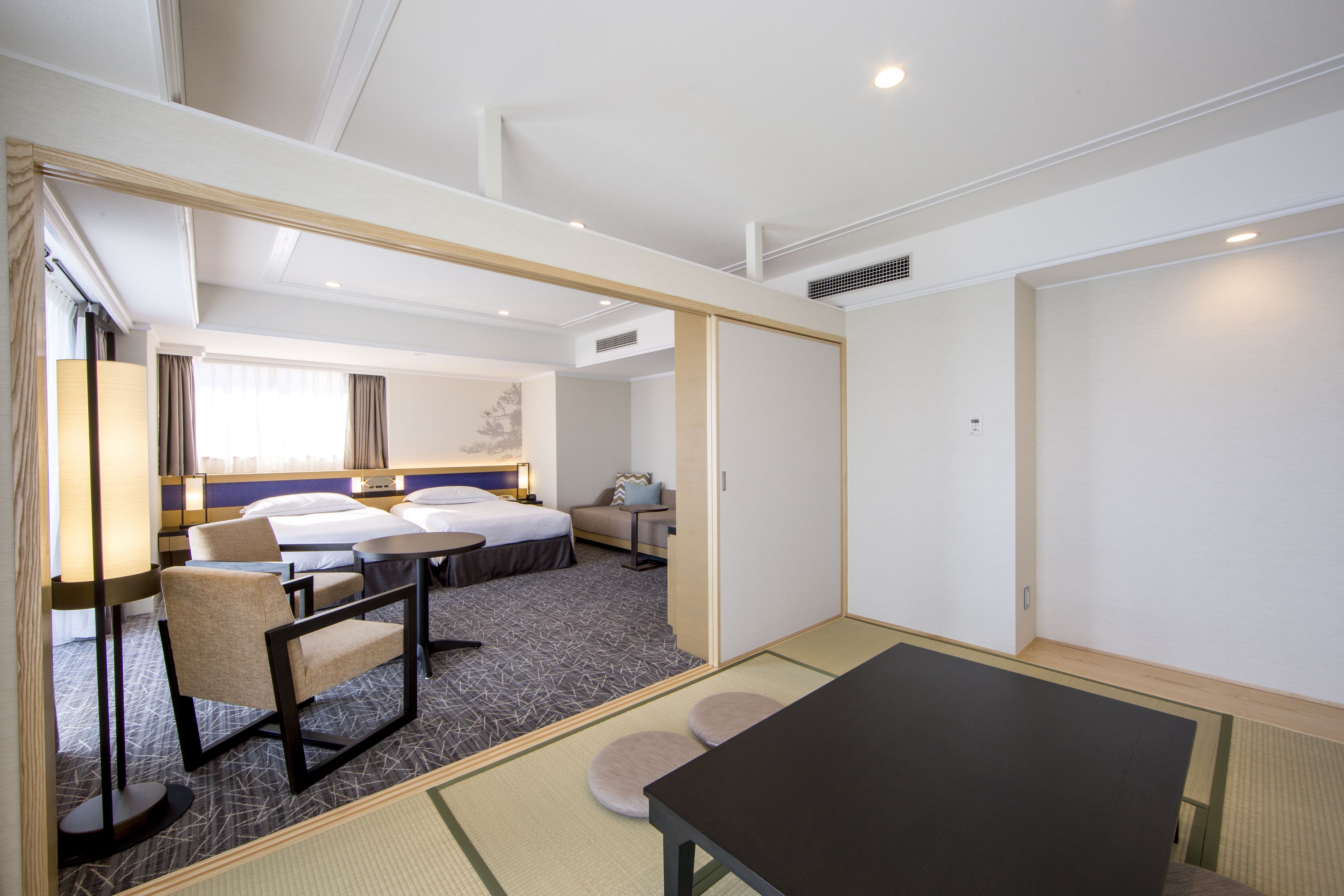 Japanese-Western style corner suite