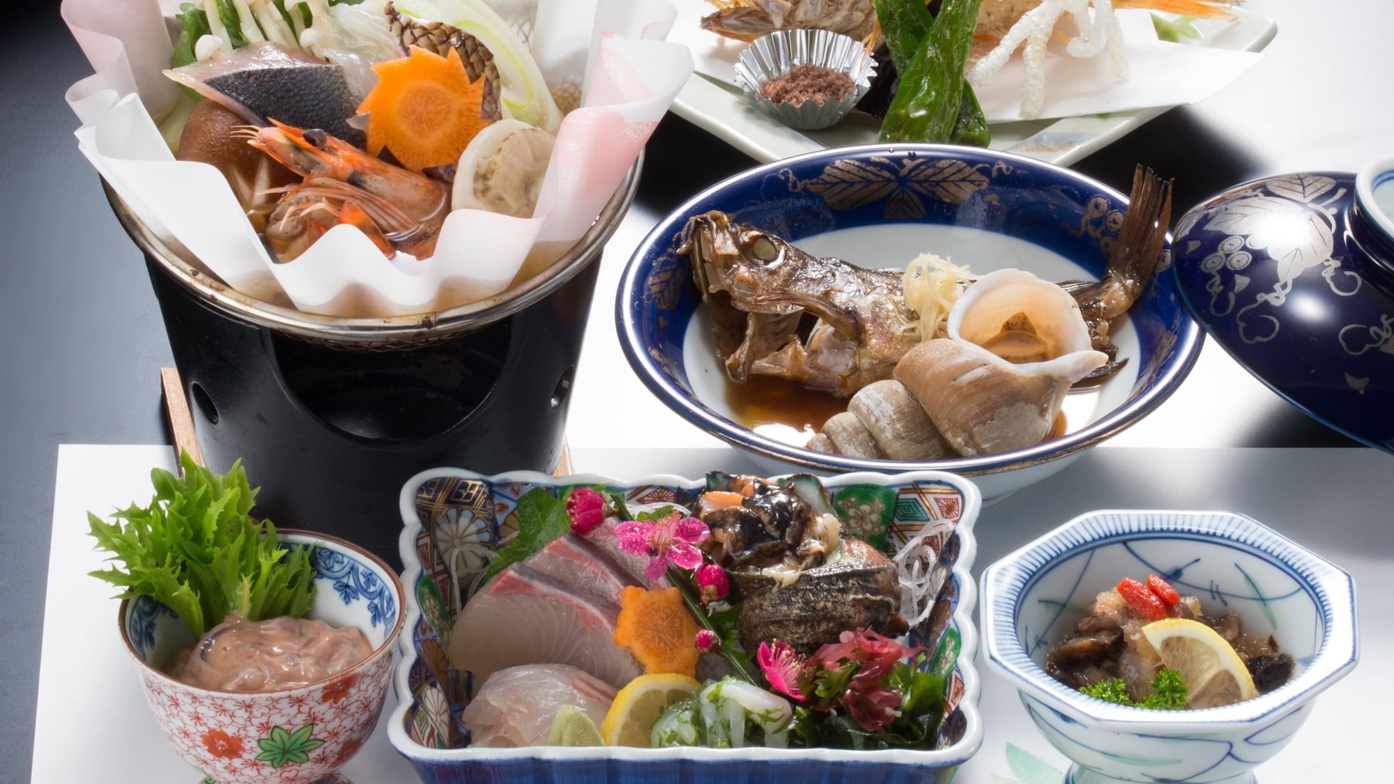 *Oki's specialty! Enjoy hearty dishes with plenty of seafood!