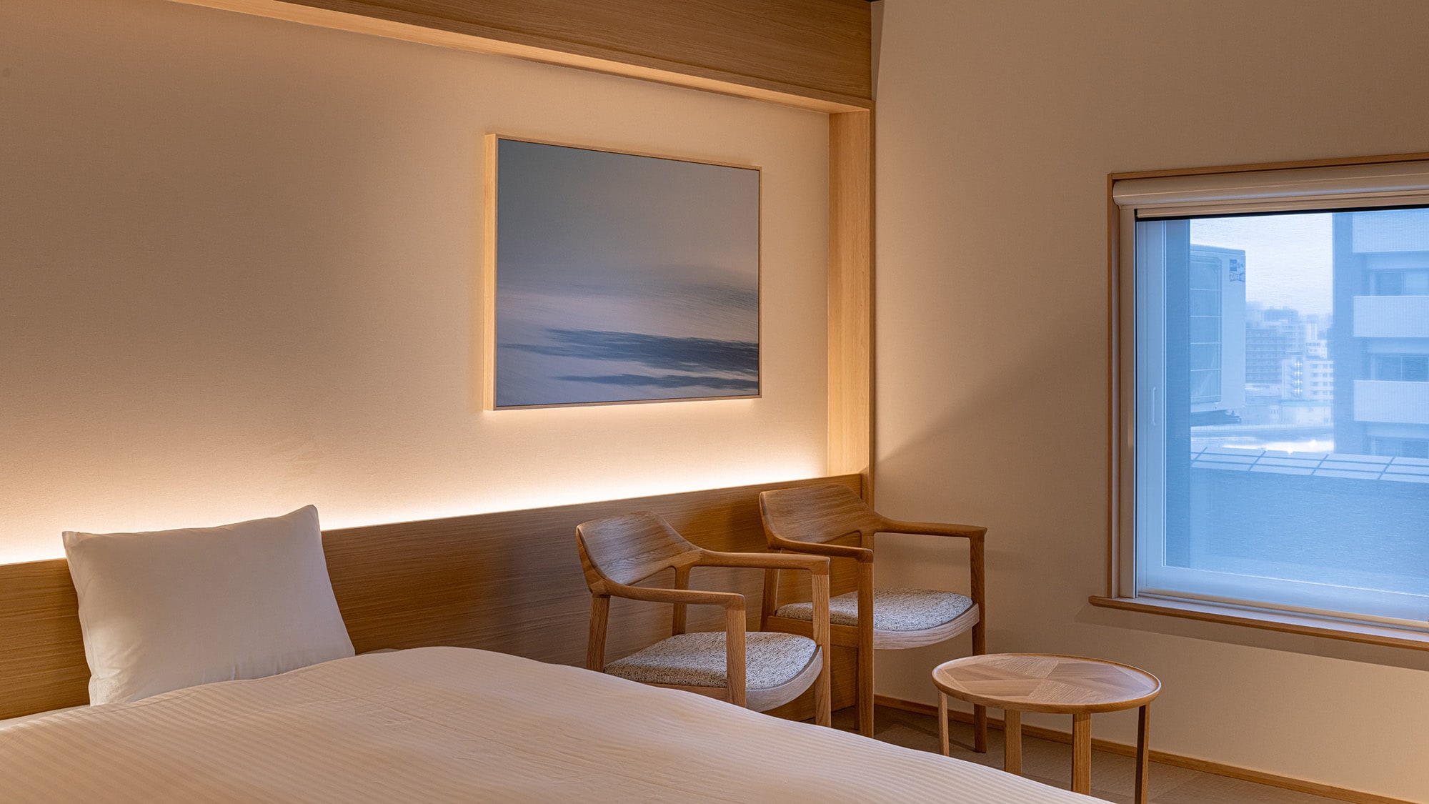 Premier Twin Room with Sauna | A spacious 39m2 space with warm furnishings.