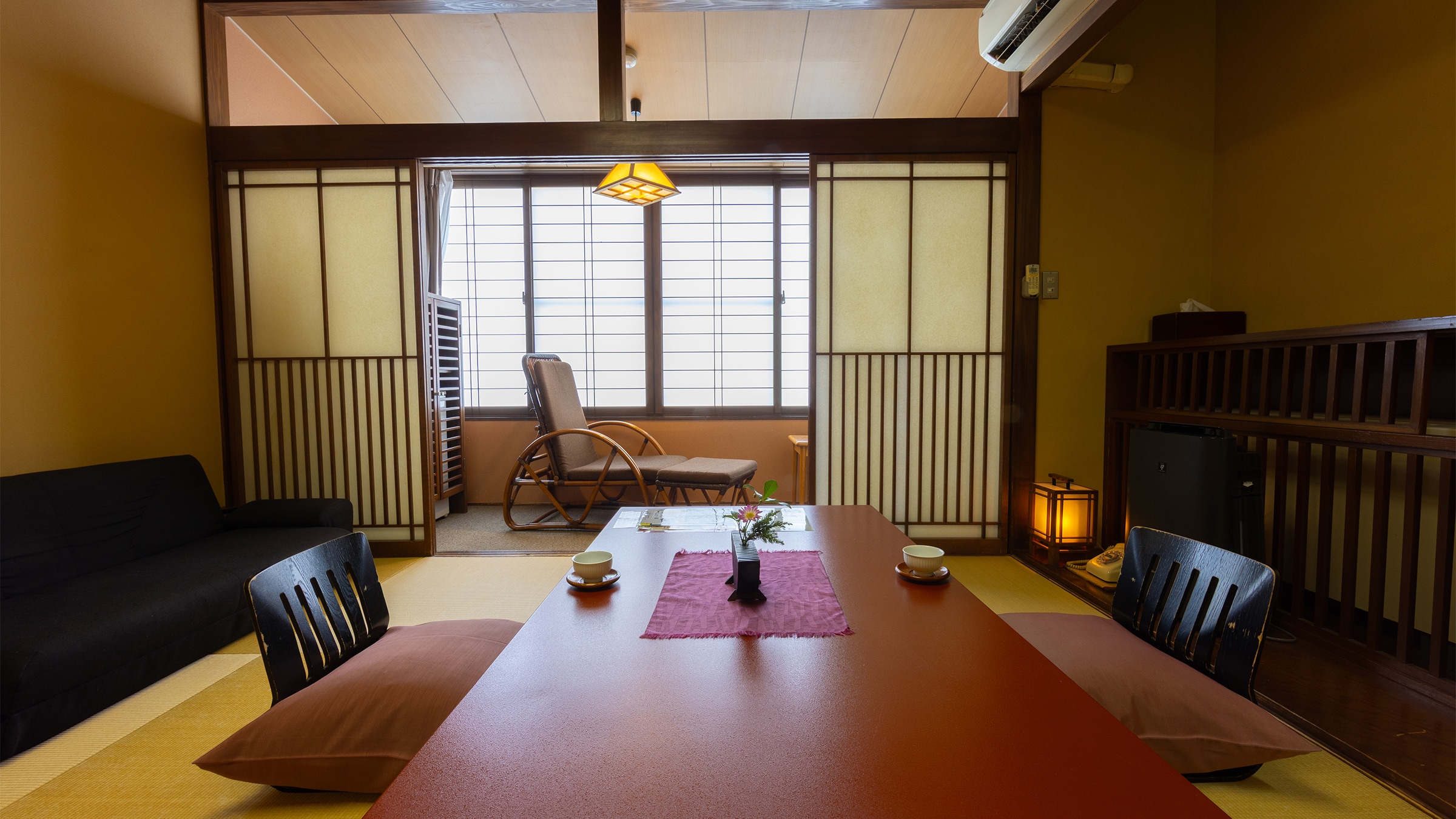 <Directly flowing from the source> Guest room with open-air bath [Byakuran-iro] 8 tatami mats