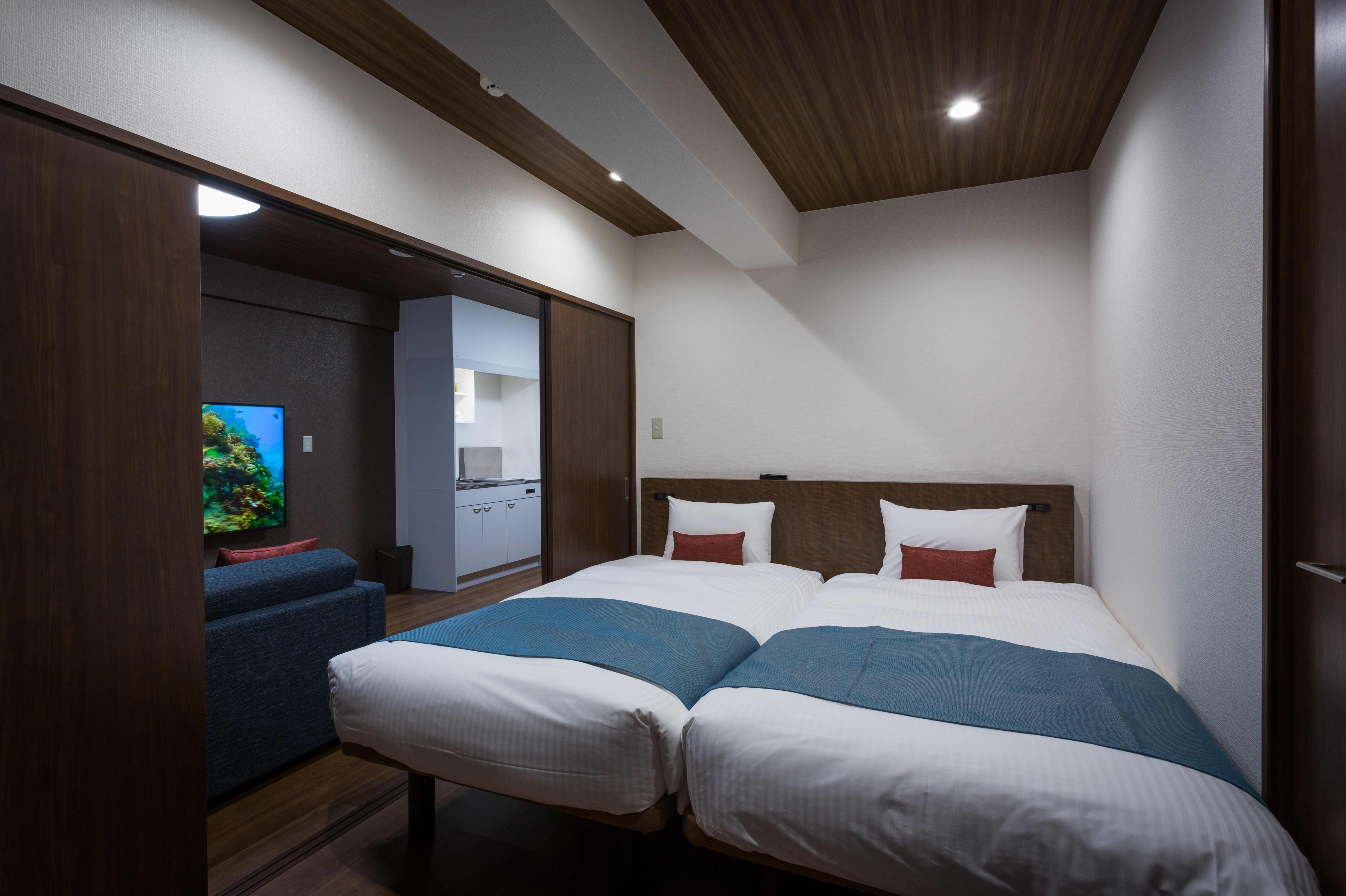 [Wide Twin] 42.0㎡ Capacity 5 people Separate bathroom and toilet room, wash basin, laundry corner