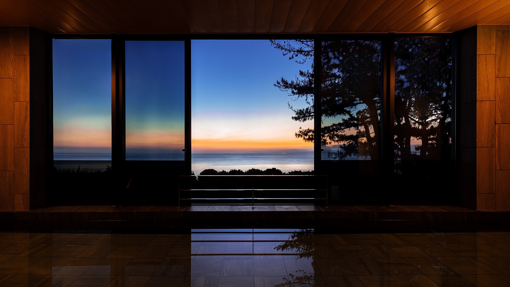 [Opening on a lucky day in July 2023] "Yuyu" is a large public bath with a spectacular view of the Kitan Straits.