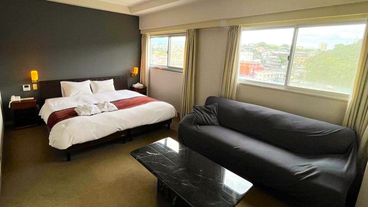 [Phòng Junior Suite] Hoa hồng