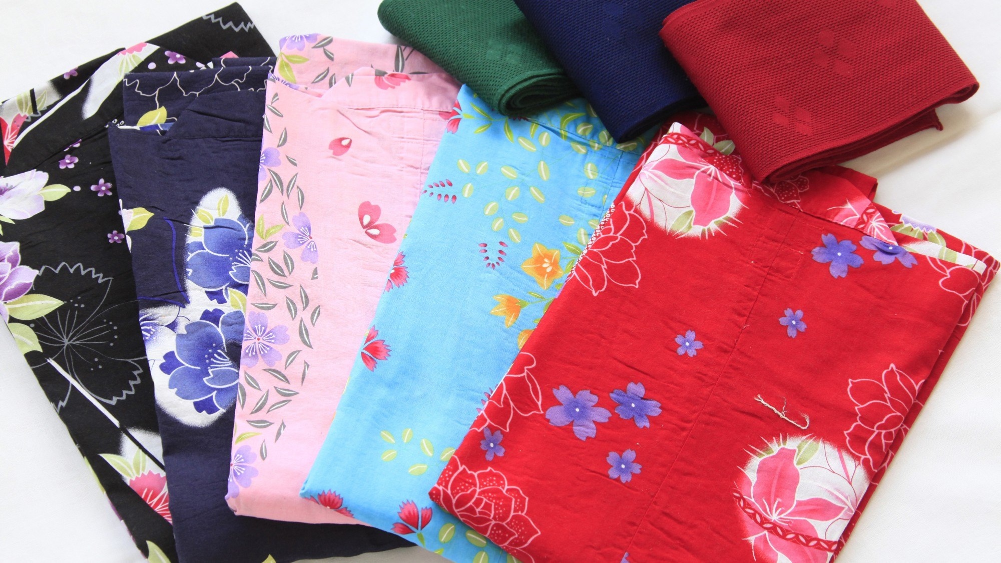 Một số màu sắc yukata làm hài lòng phụ nữ