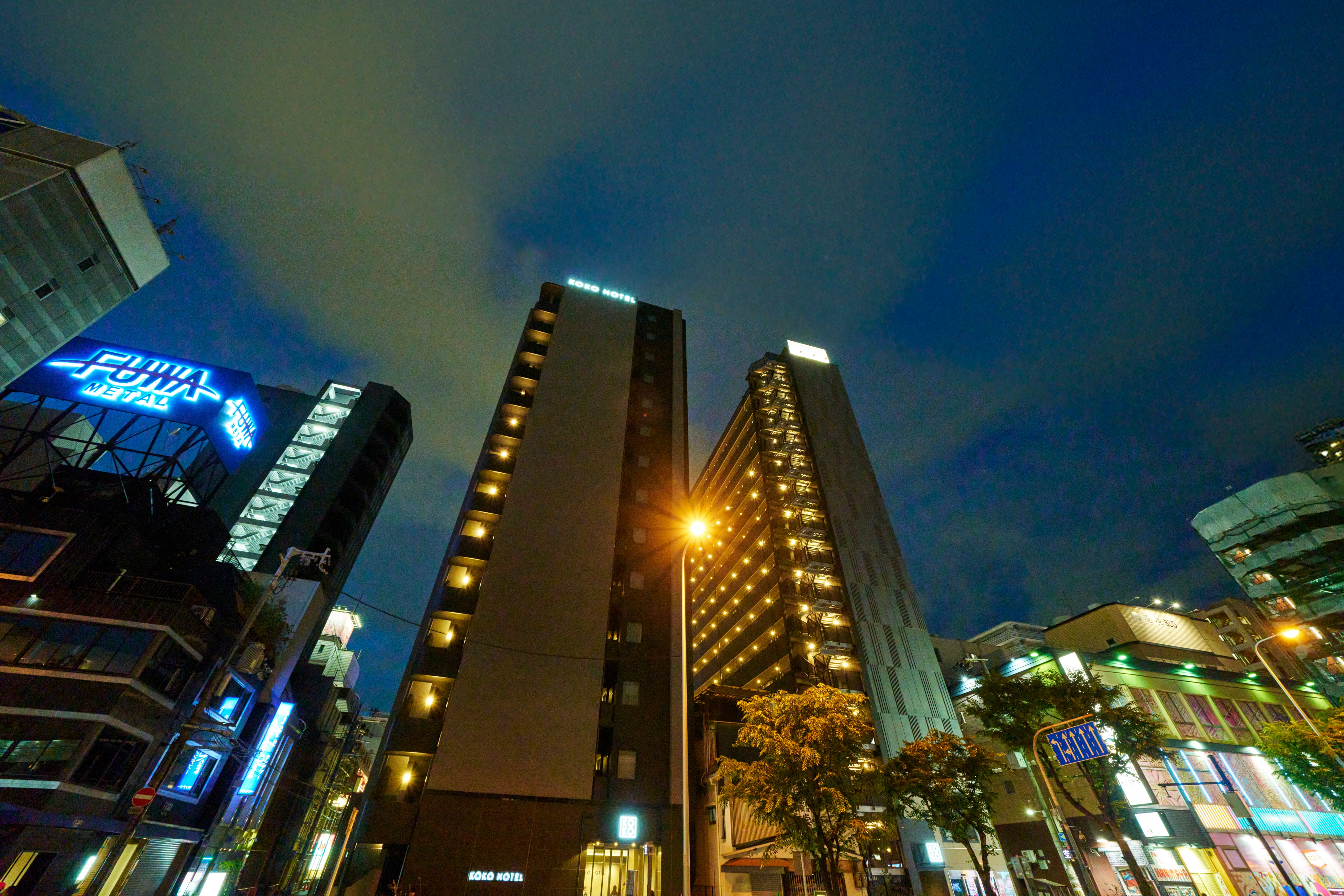 外観（夜） (3)