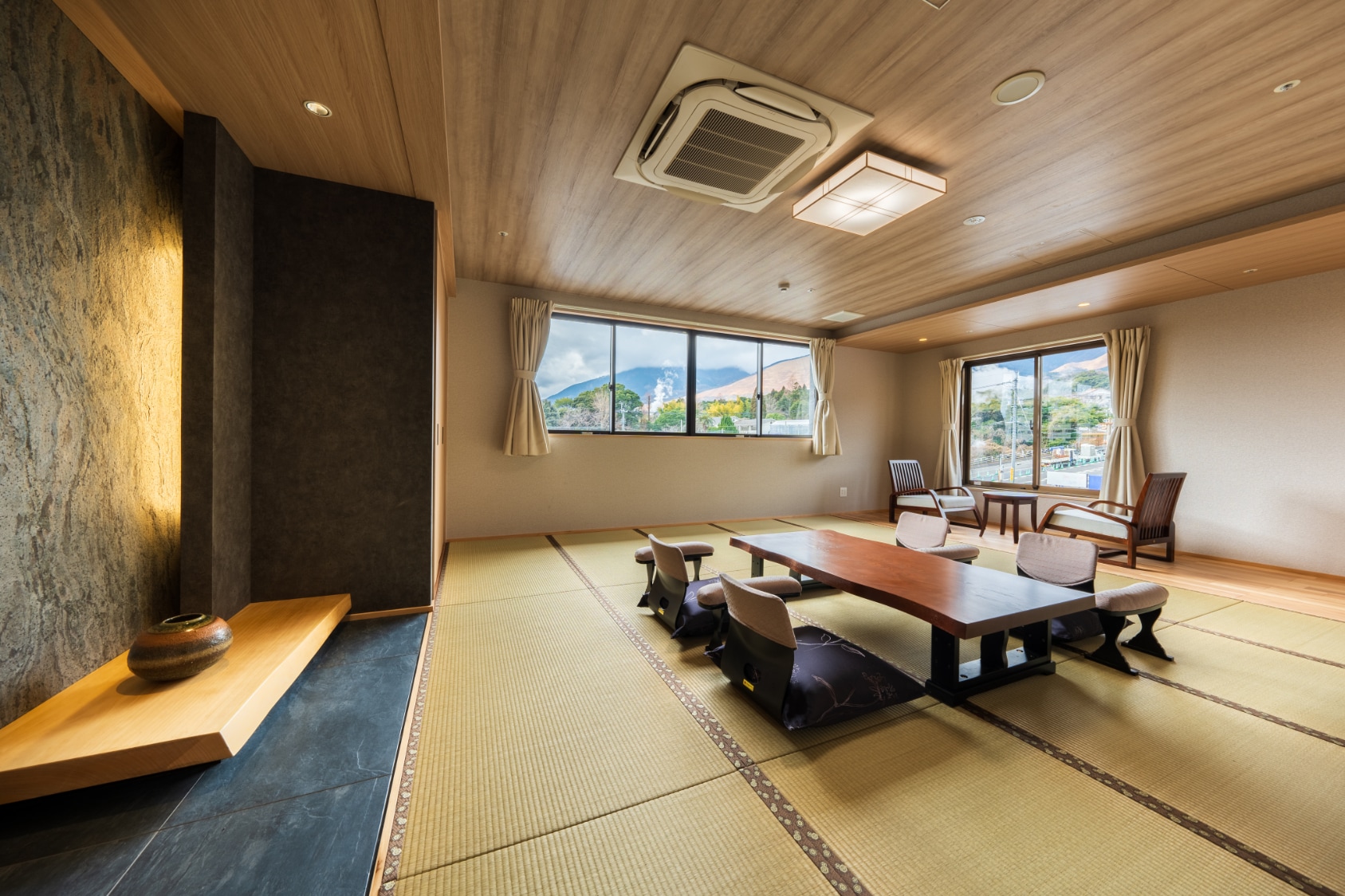 Opening in February 2025♪ Modern Japanese style room with 15 tatami mats