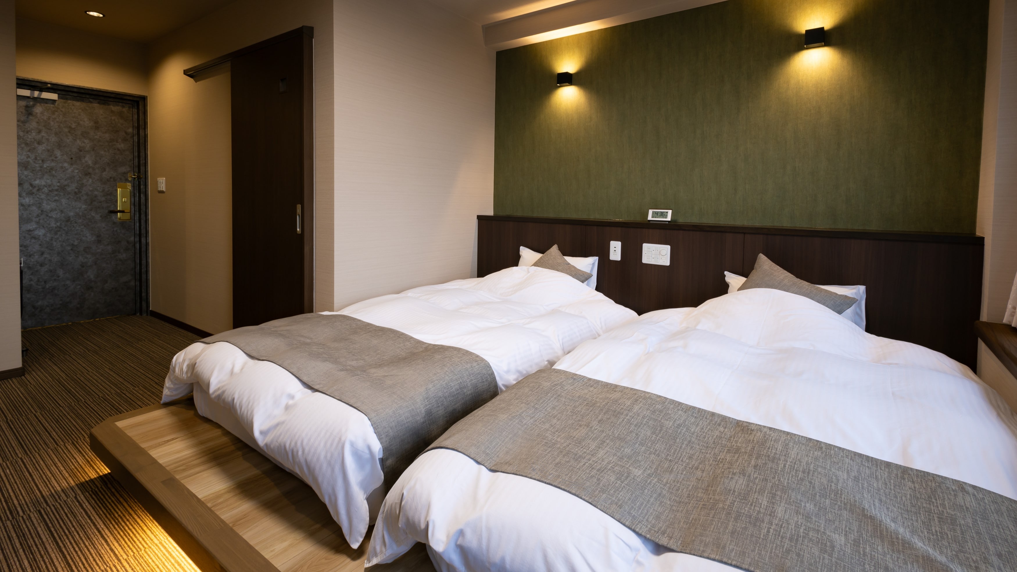 Western-style twin room (sea side/2nd floor)
