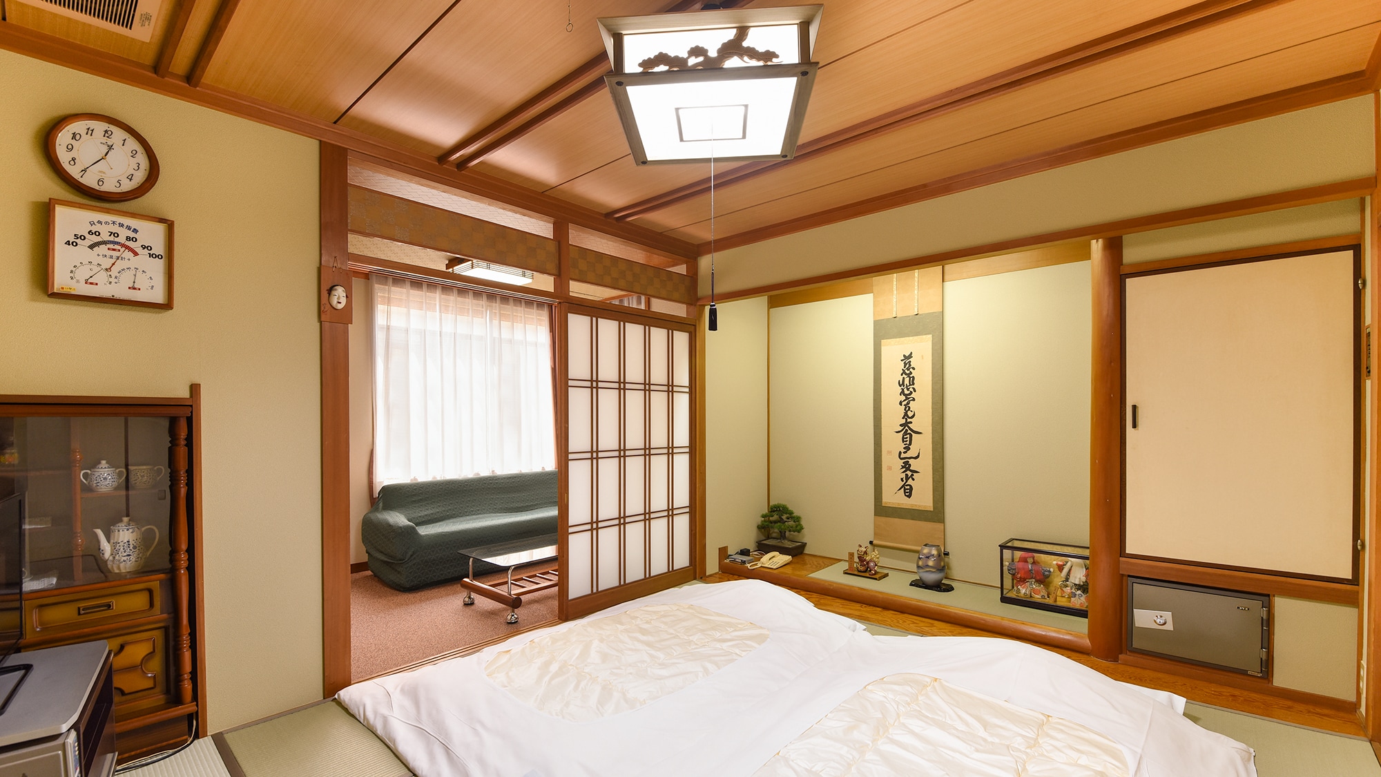 * Kamar bergaya Jepang (non-merokok) & hellip; dengan sofa