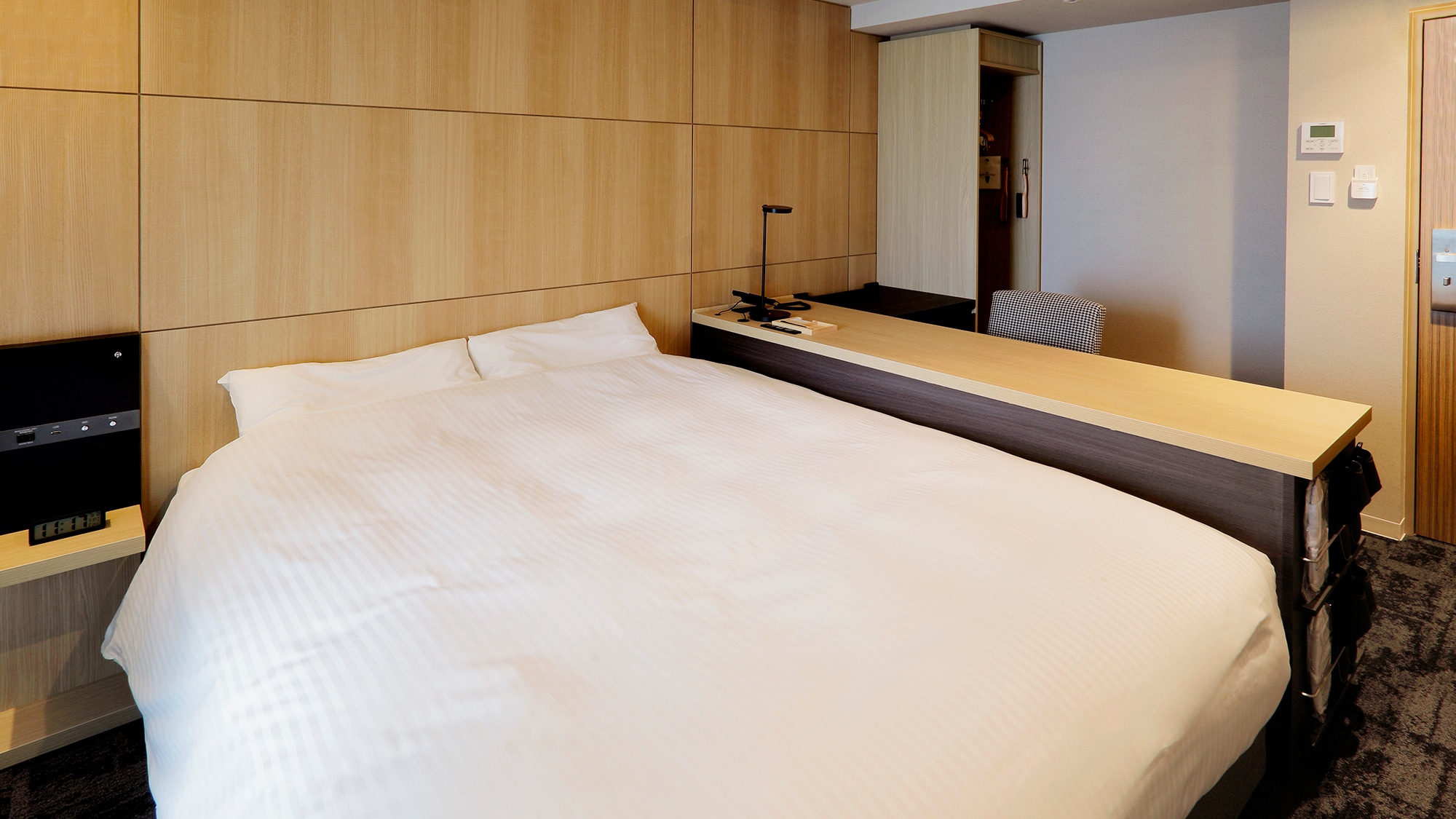 ห้องอ้างอิงที่มีความกว้าง 160 ซม