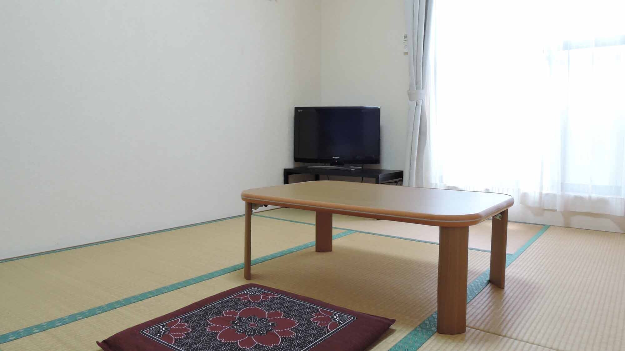 *[Kamar bergaya Jepang, 6 tikar tatami] Agak kecil, tetapi dapat menampung hingga 3 orang! Kamar bergaya Jepang (6 tikar tatami) tanpa kamar mandi dan toilet