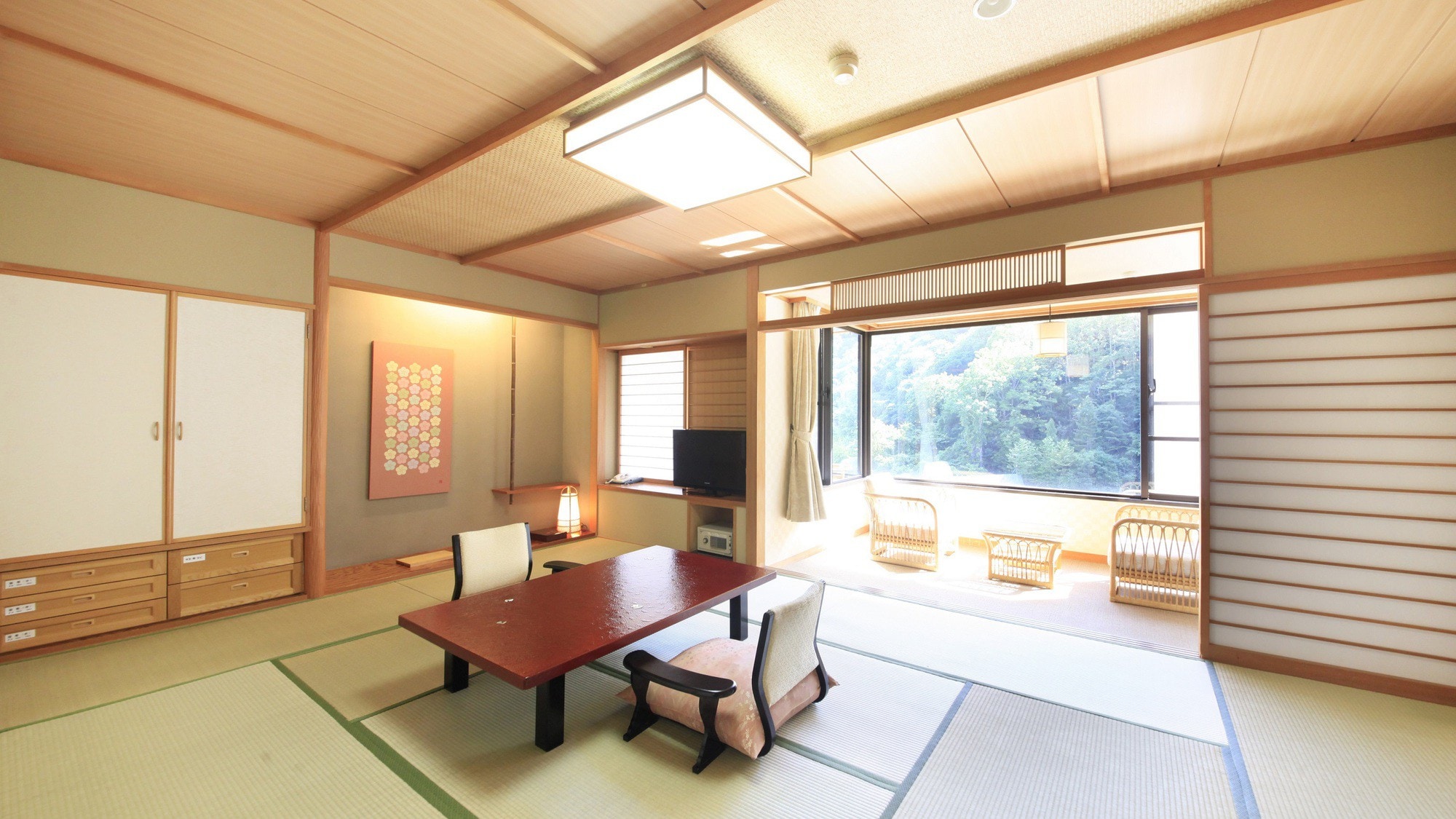 [Smoking] Japanese-style room 12 tatami mats
