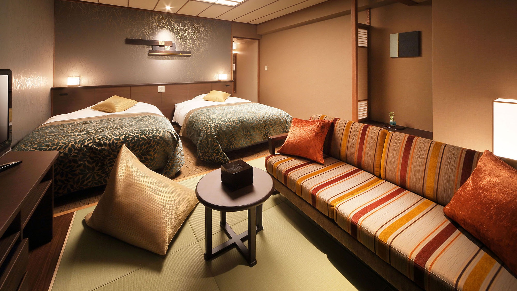 ■Yunomachikan Japanese-Western style room