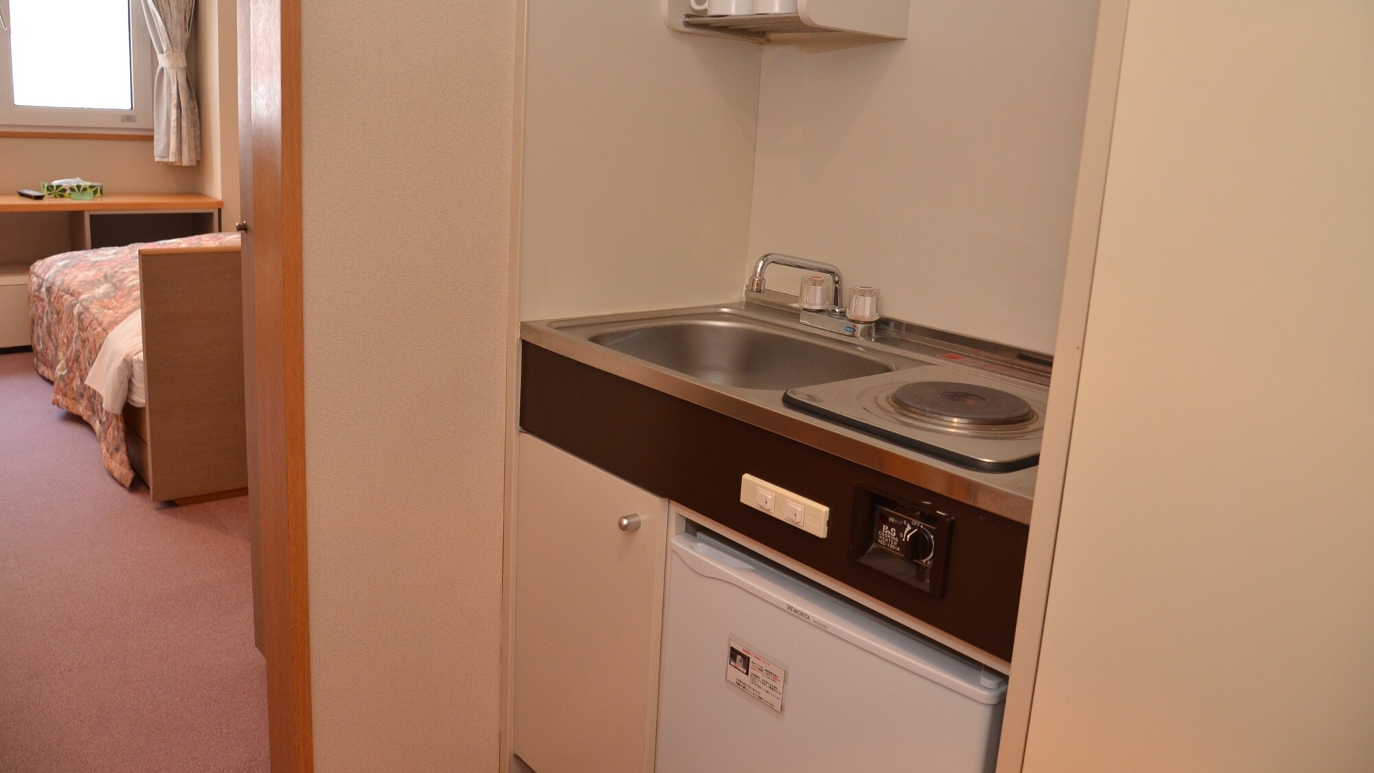 *[ห้องเตียงคู่สไตล์ตะวันตก] ตัวอย่างที่มีห้องครัวขนาดเล็ก/ทำอาหารง่ายๆ ได้ในห้องครัวขนาดเล็ก!