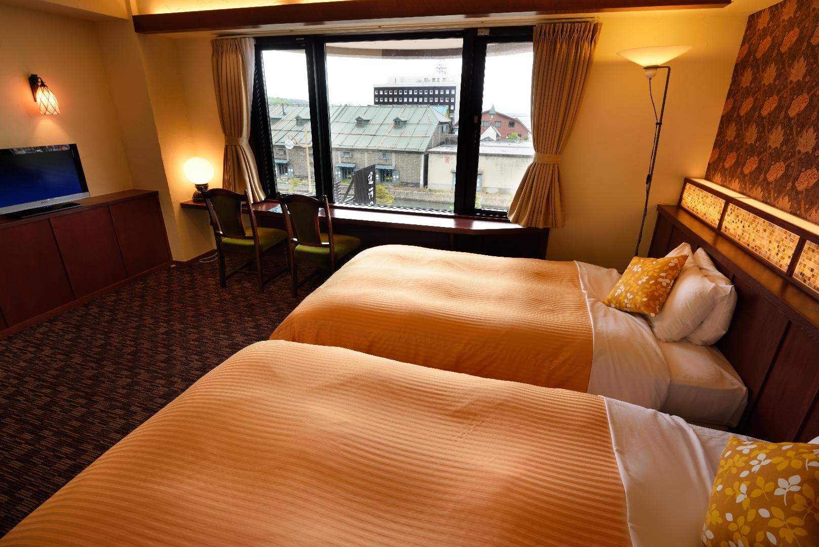 Kamar Twin Sisi Kanal [Bebas Rokok]