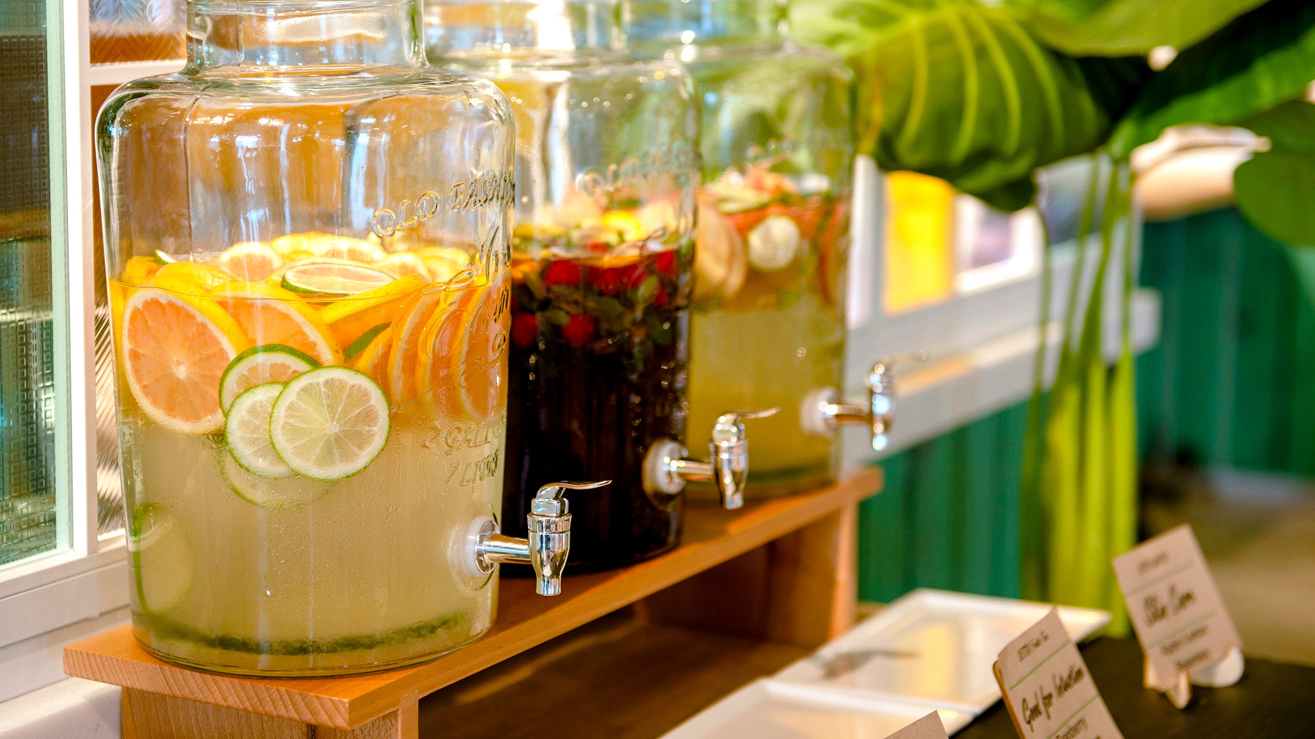 Breakfast buffet image