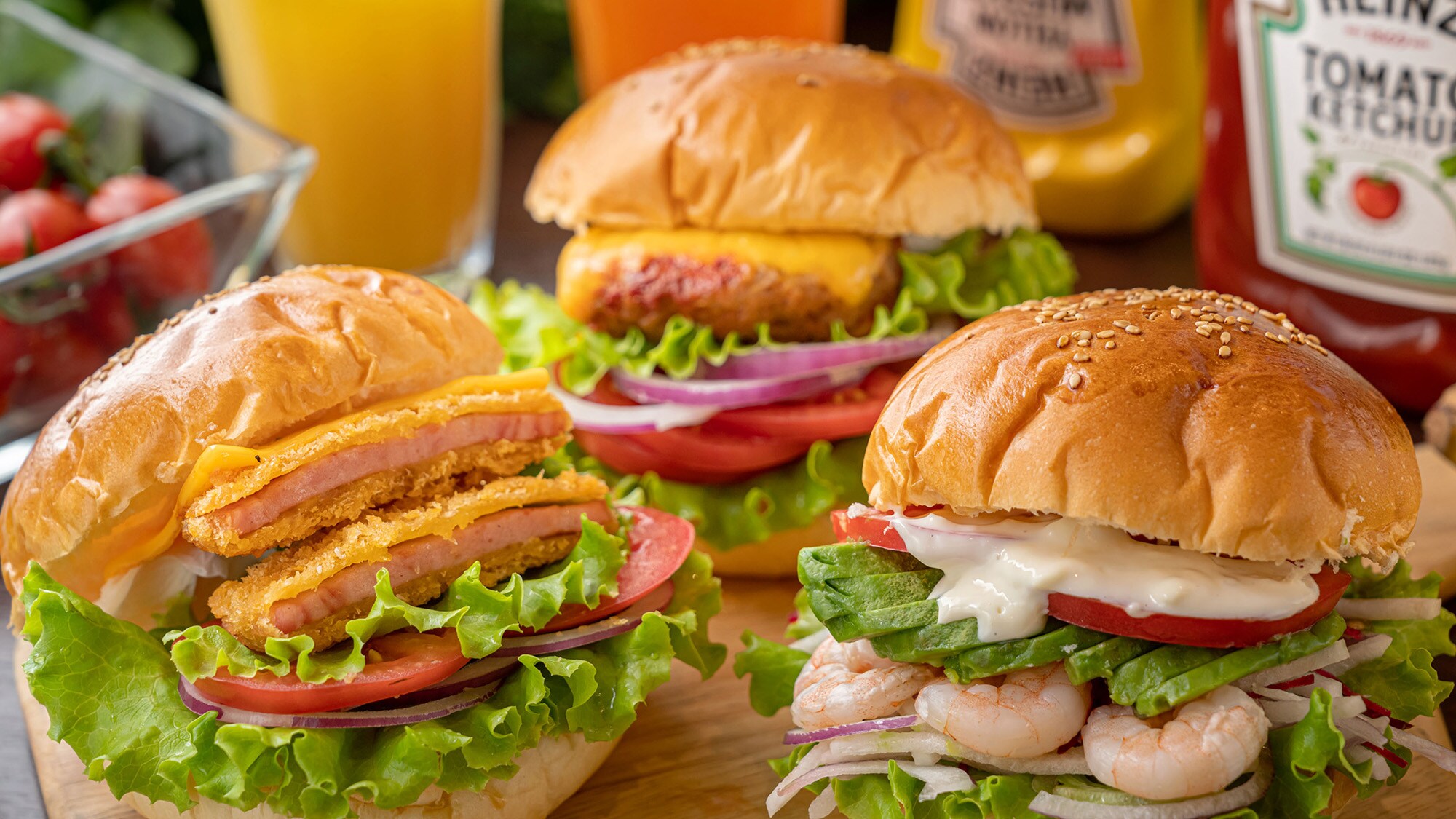 [Breakfast buffet] Hamburgers that you can make to your liking