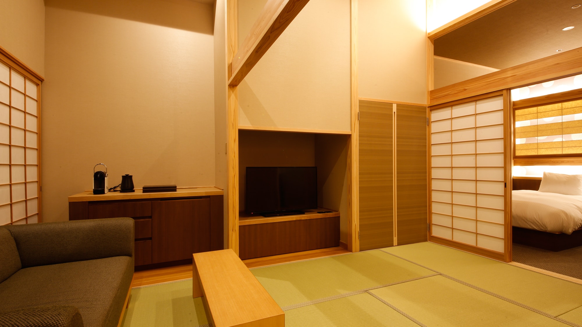 Japanese-Western style room with private open-air bath Type E (example)