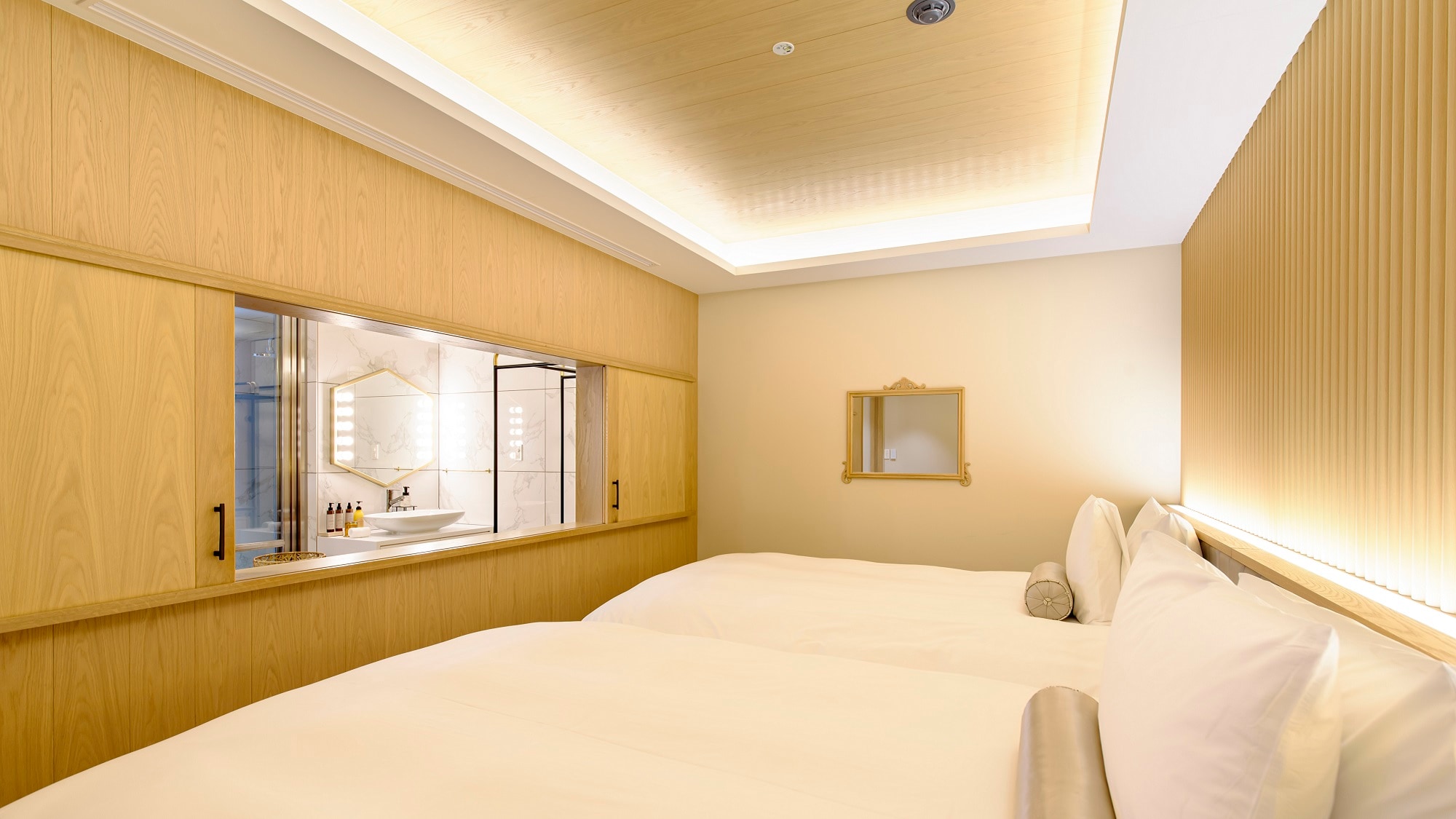 Fufu Luxury Corner Suite Twin (example)