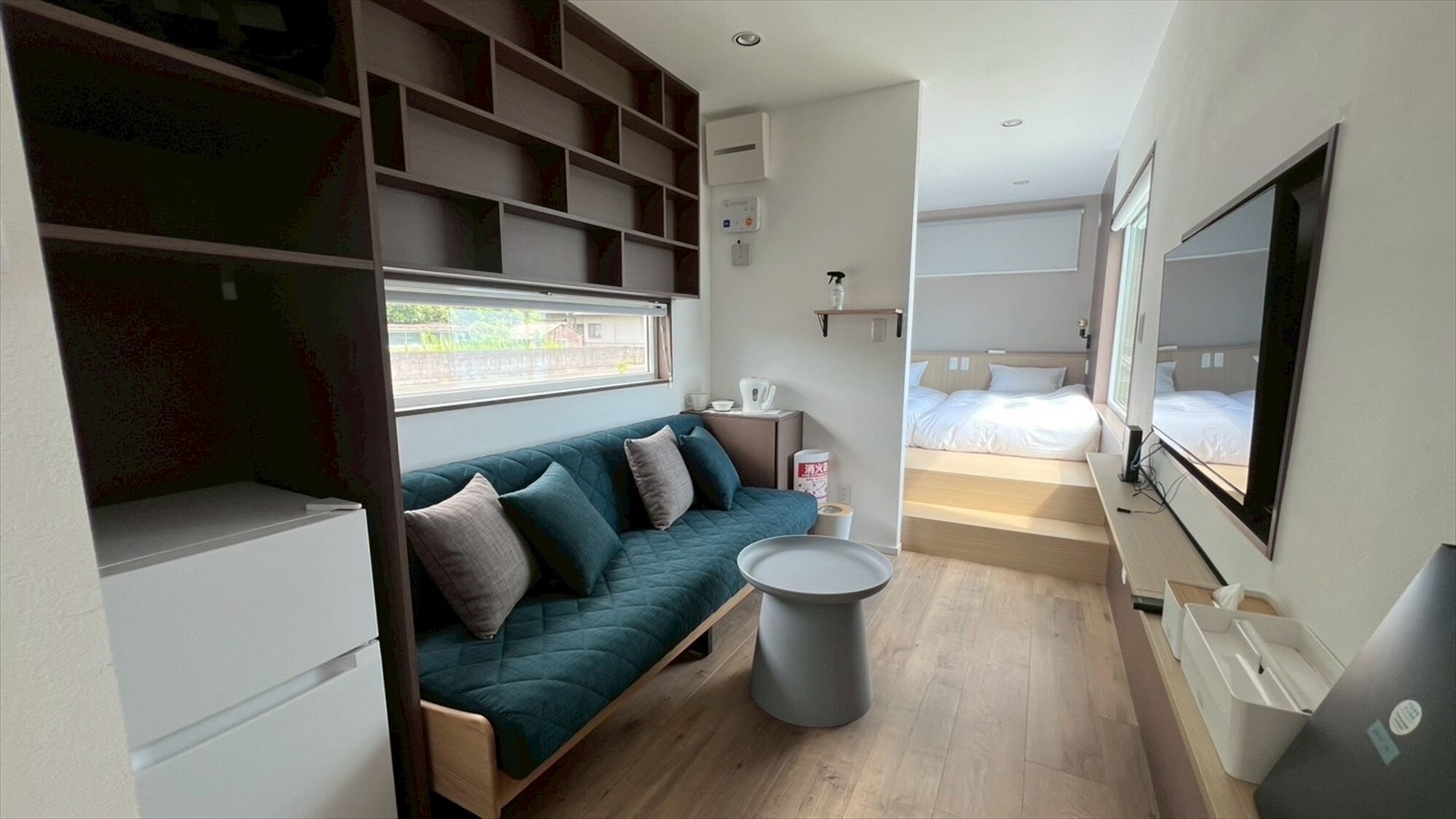 Ocean View | Trailer S03 / Simmons Single x 2