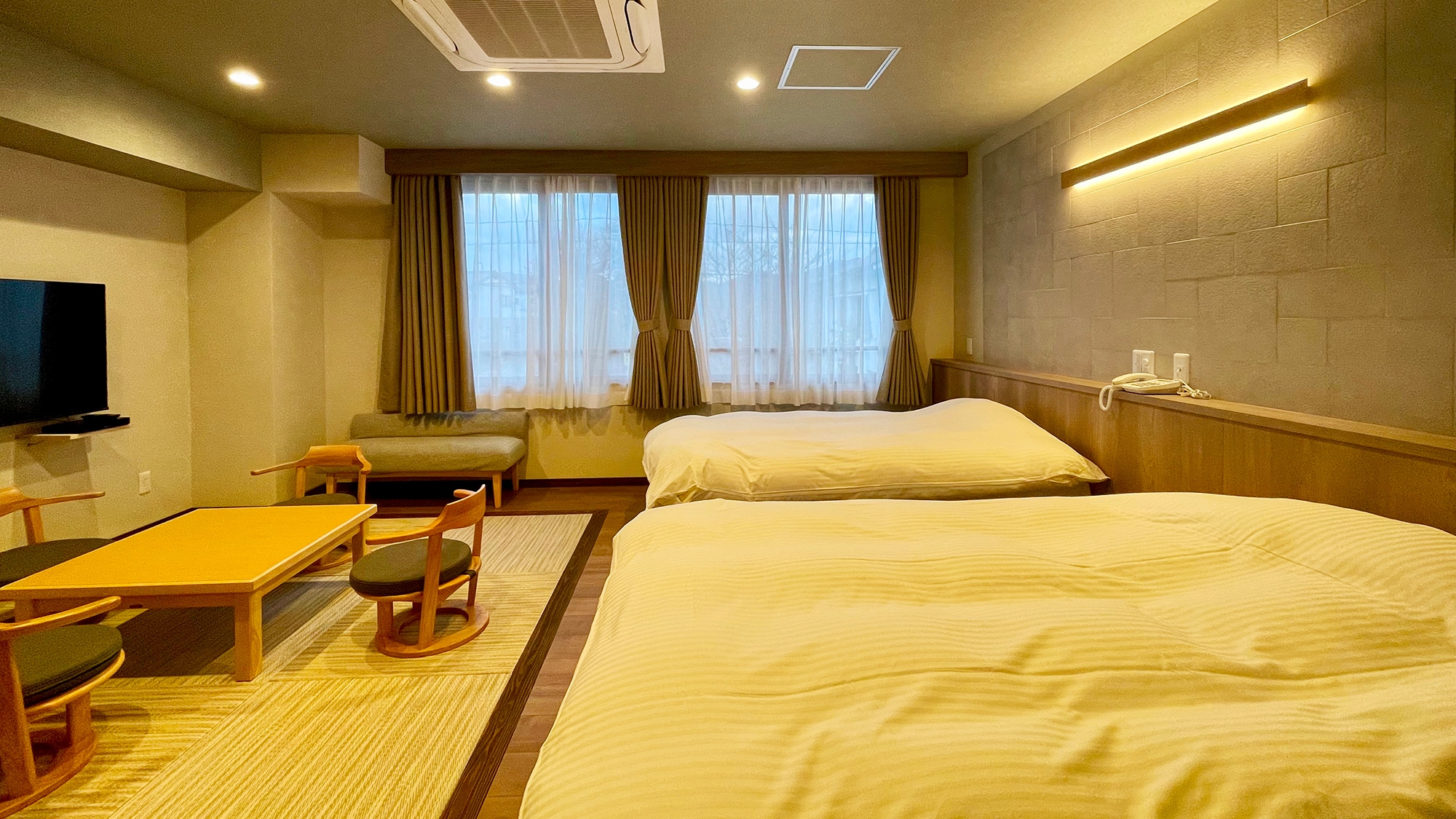■Japanese-Western Style Modern Room [Suirin] Loyly Sauna & Jacuzzi Bath ■NEW OPEN December 2023