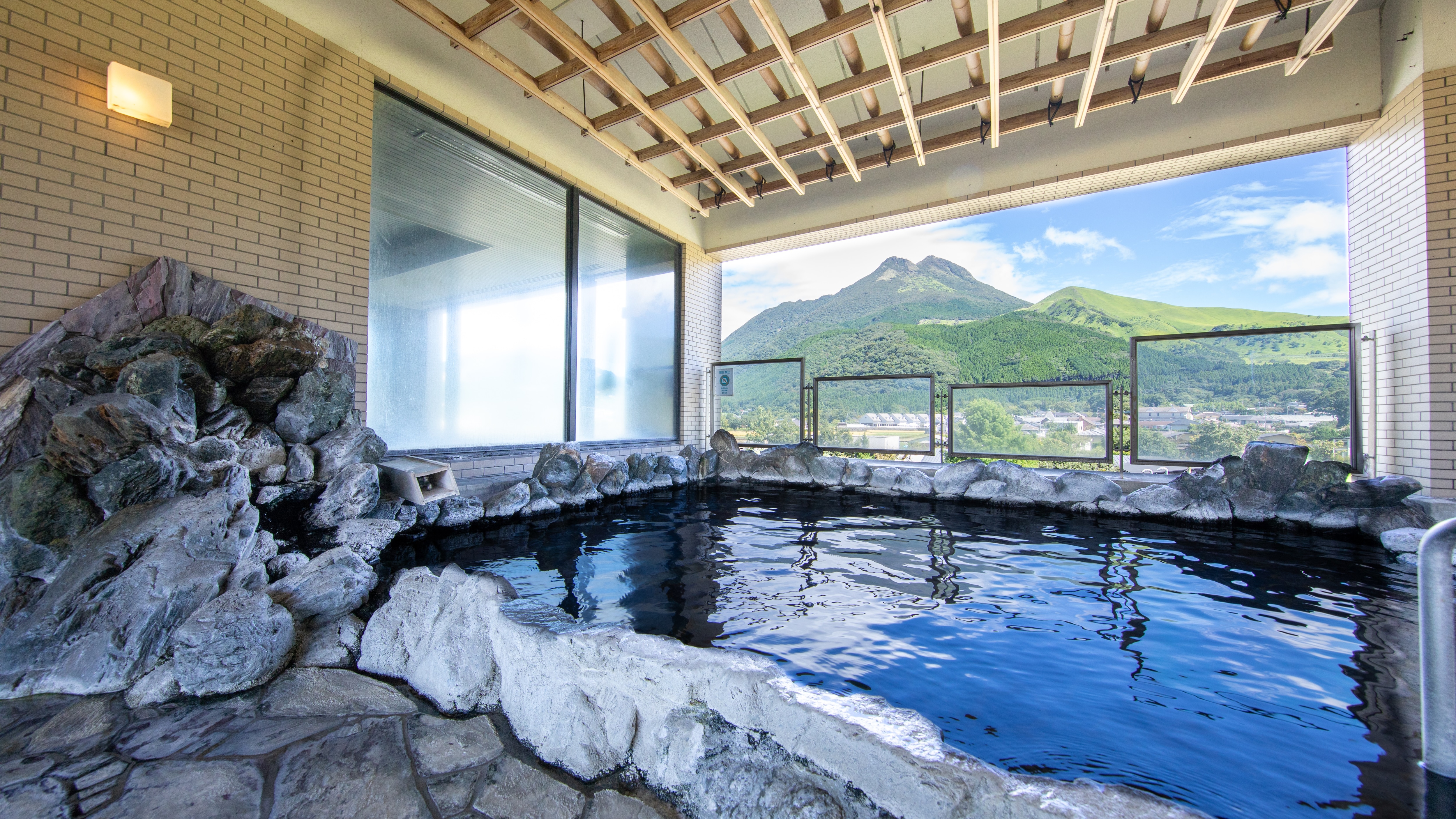 [Hot spring] Men's open-air bath
