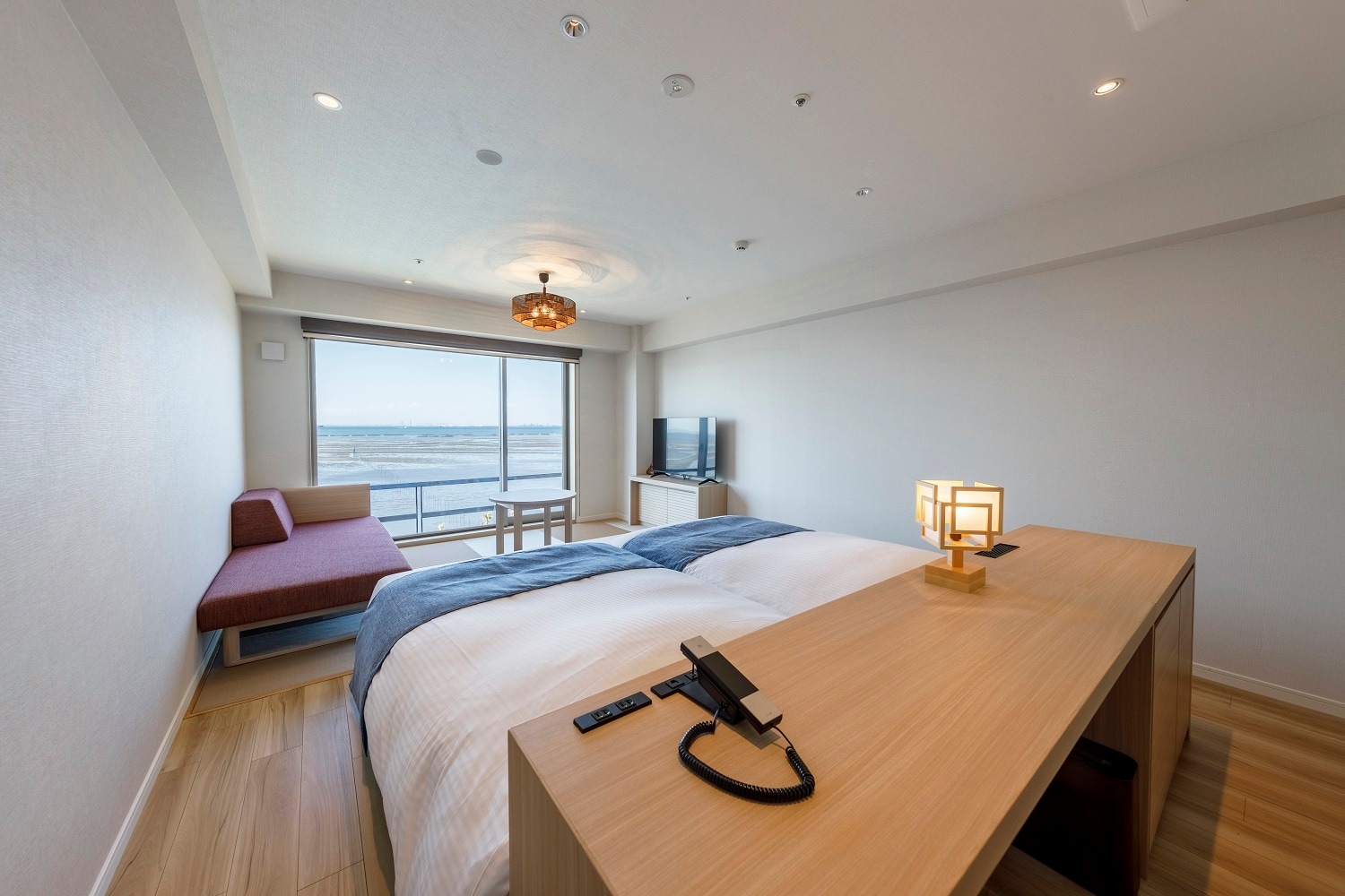 Triple room, modern Japanese style