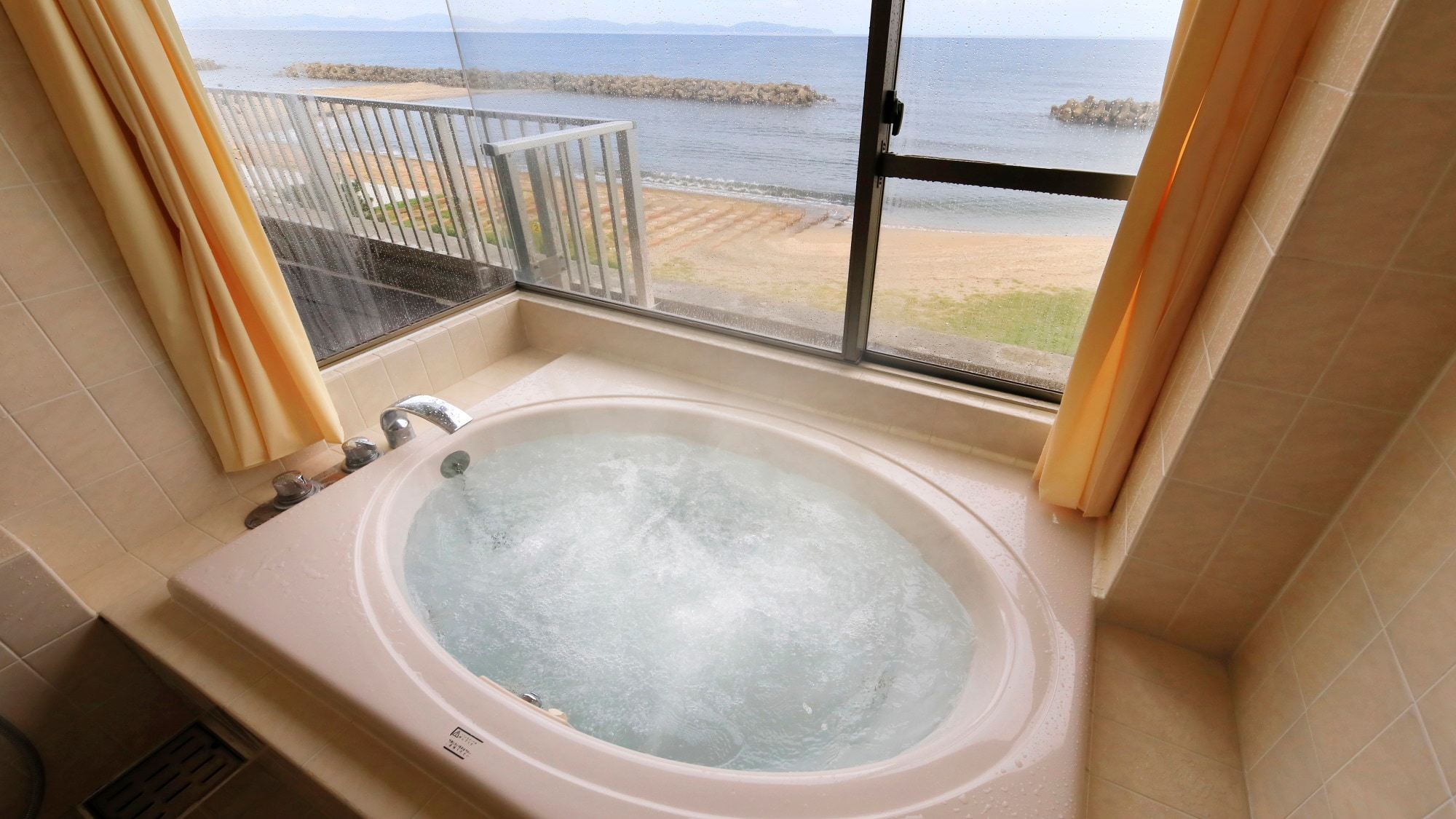 【附全景按摩浴缸】日式房間 10 榻榻米（範例）