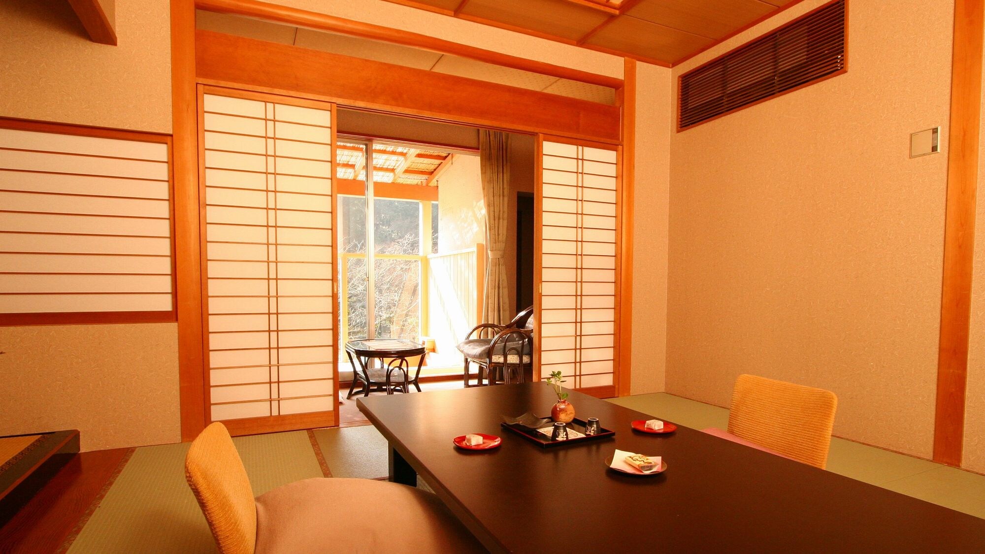 Room: Semi-special room with outdoor observation bath [Maruyama] Living room