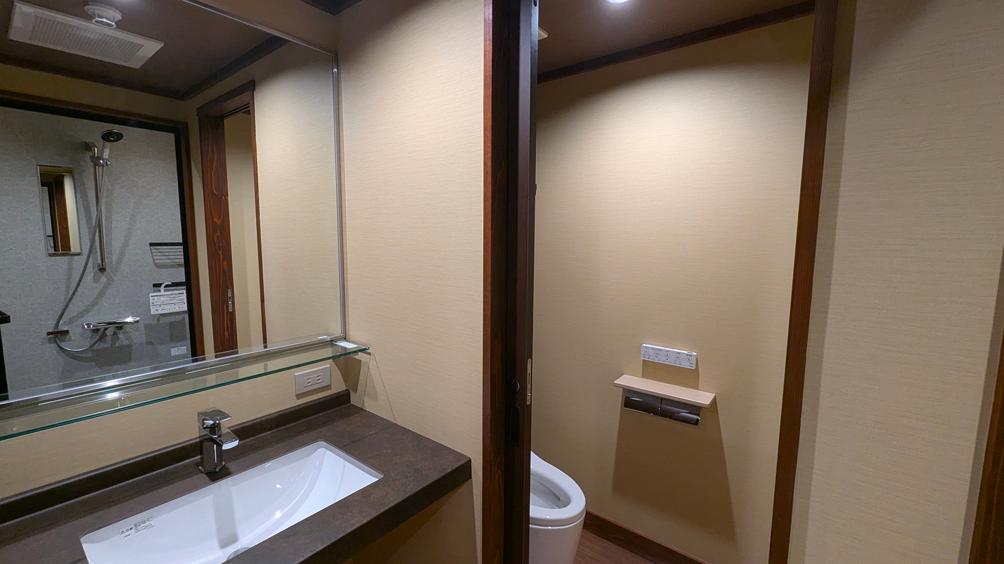 [Renewed in 2025] Non-smoking deluxe twin room | Shower