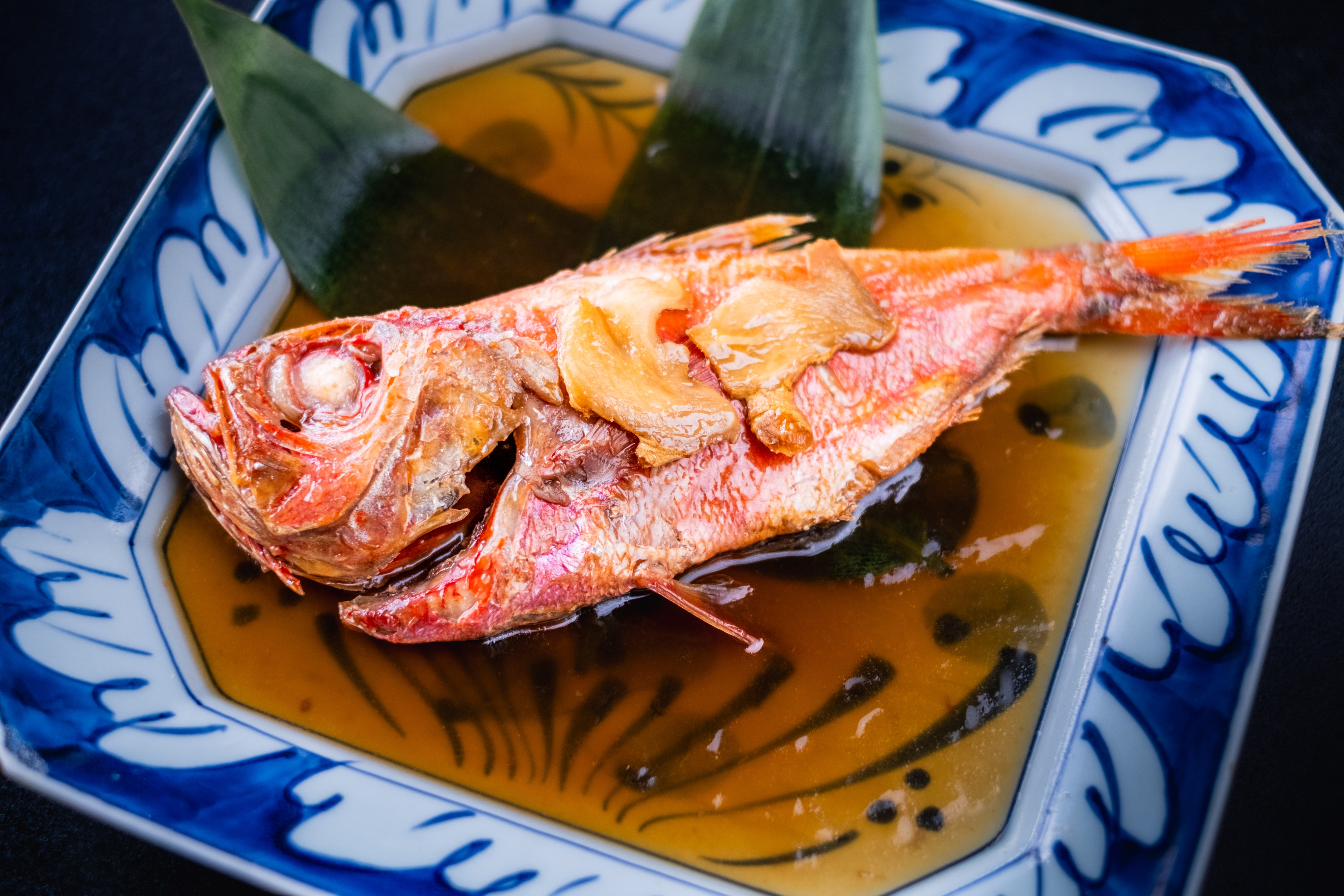 Cá mú mắt vàng hầm