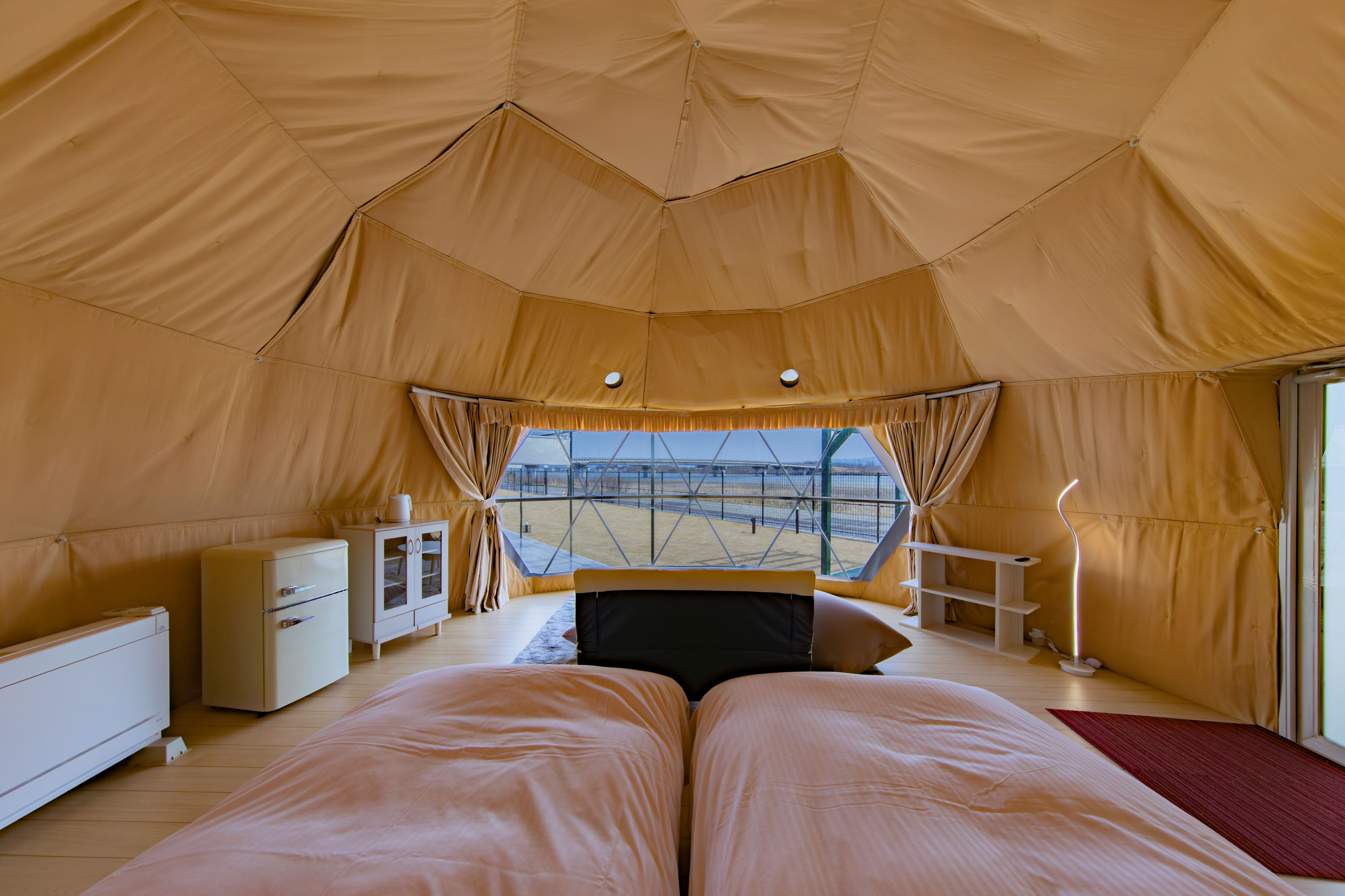 Glamping tent (indoor)