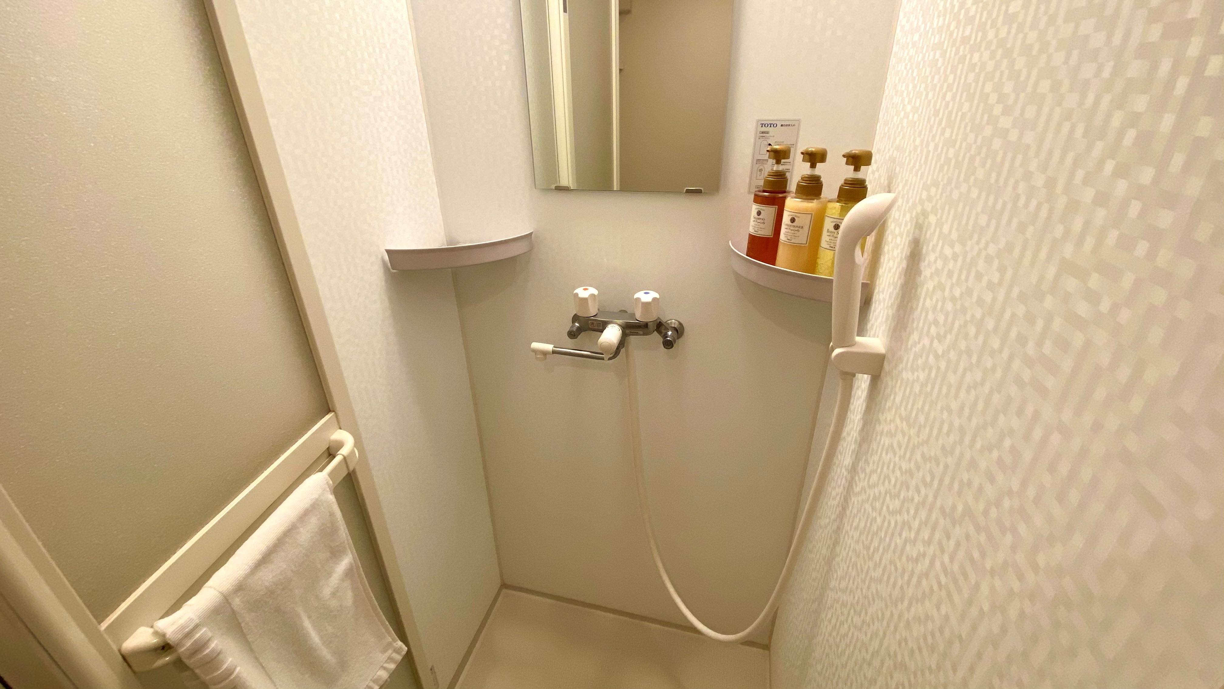 [Guest room] Shower booth