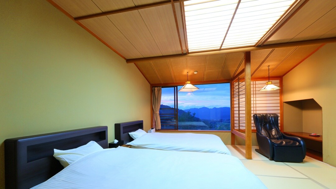 [Pemandangan pedesaan] Kamar bergaya Jepang dengan 10 tikar tatami, tempat tidur twin/lebar 120 cm