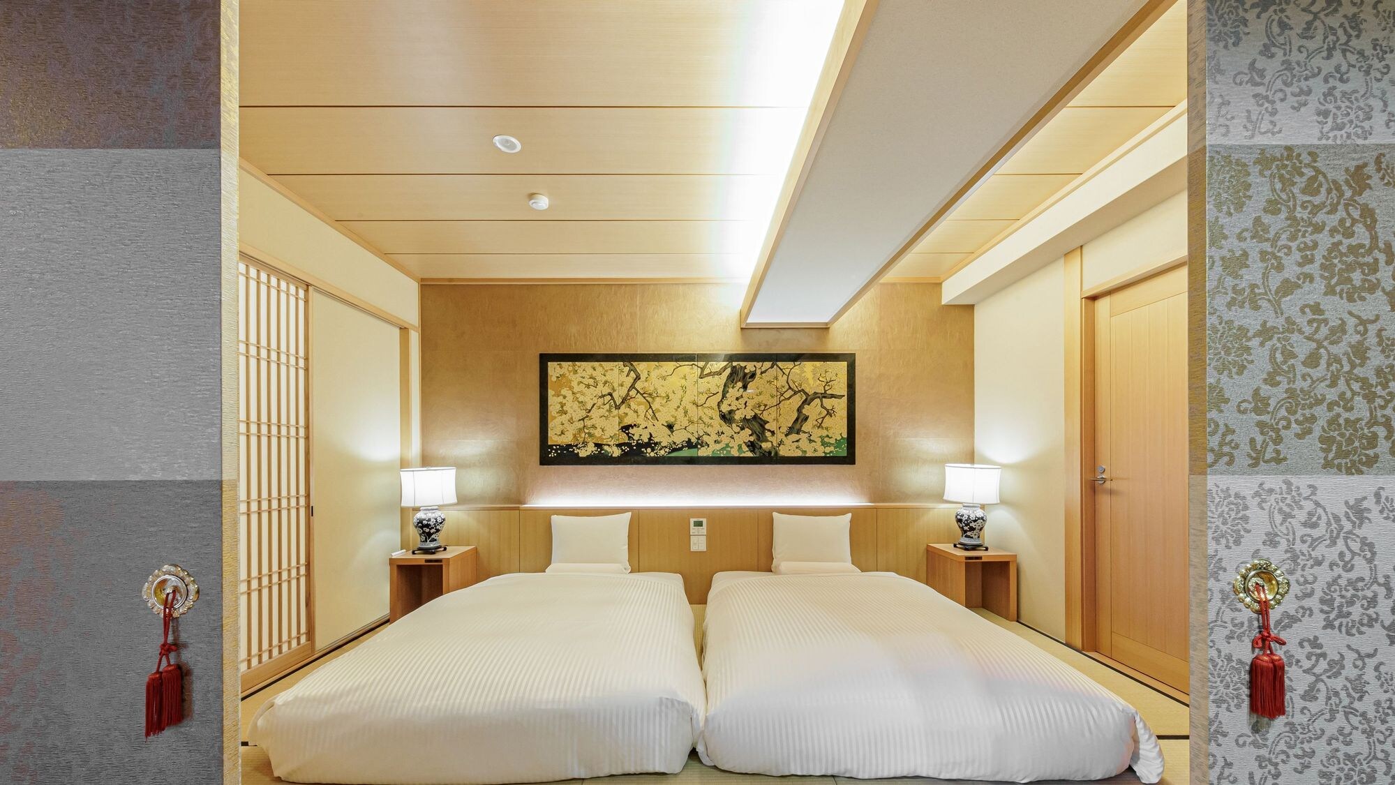 Suite with Panoramic View and Panoramic Bath (Non-smoking)