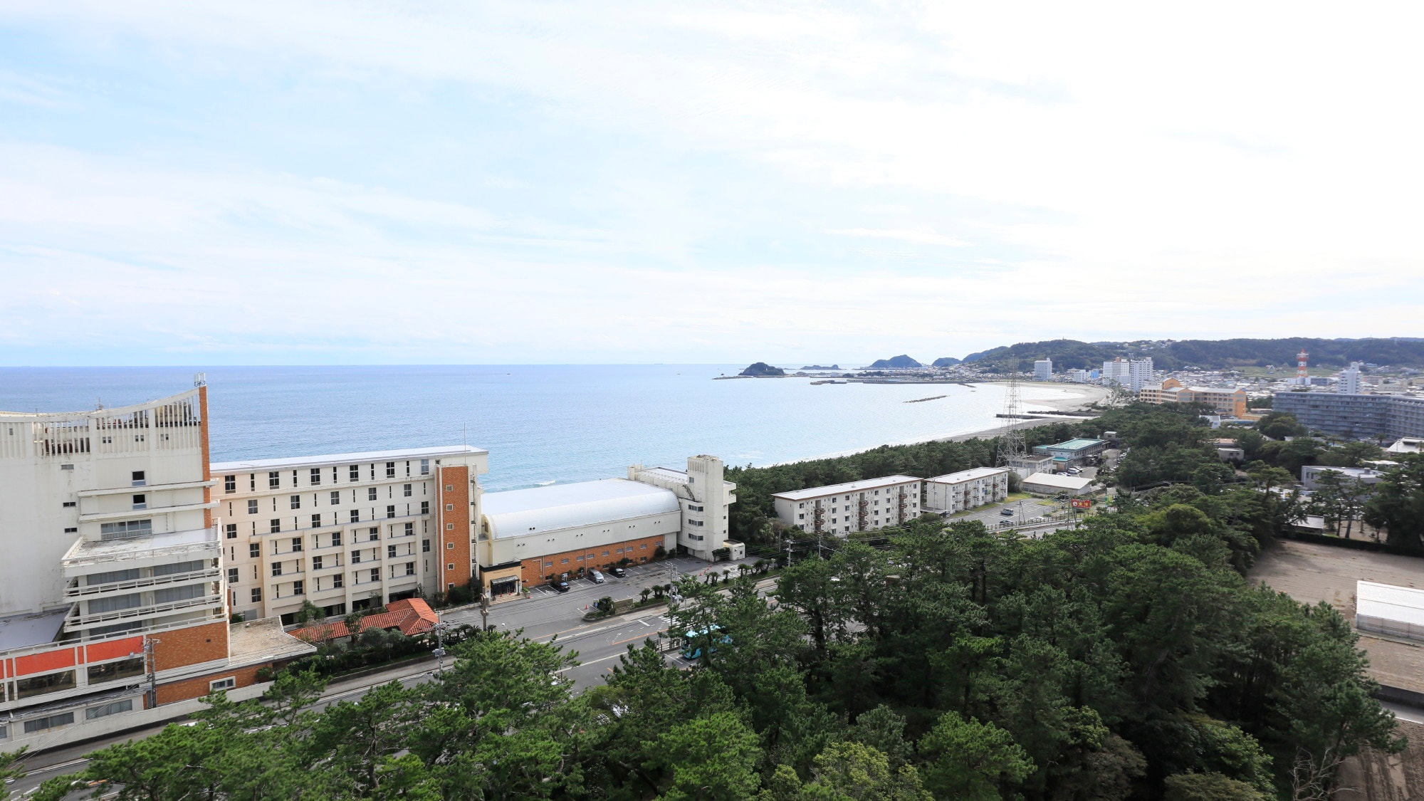 An example of the view from a Western-style room. A nice panoramic view of the Pacific Ocean!