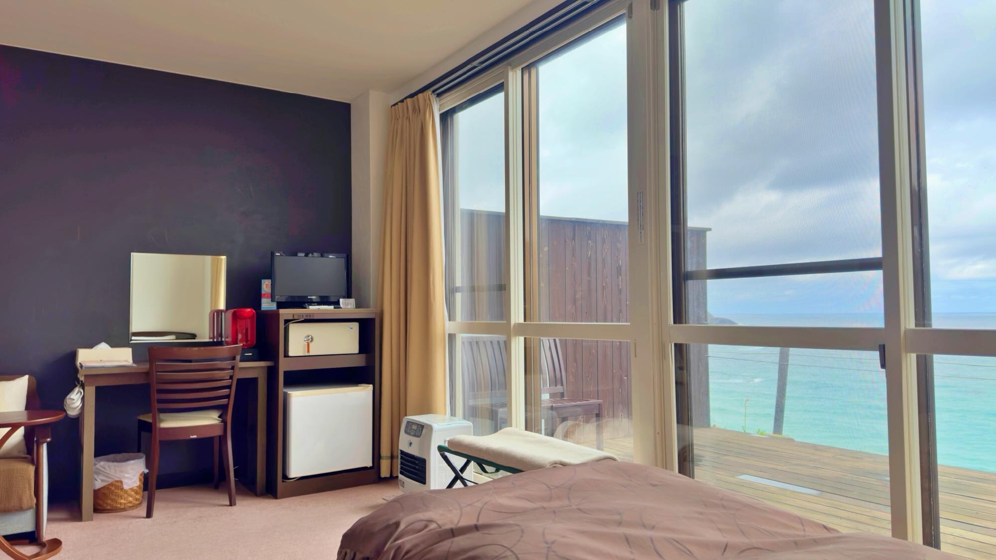 [Ogi/Uranishi] Twin room + Sun deck with a spectacular view (with bathroom and toilet)