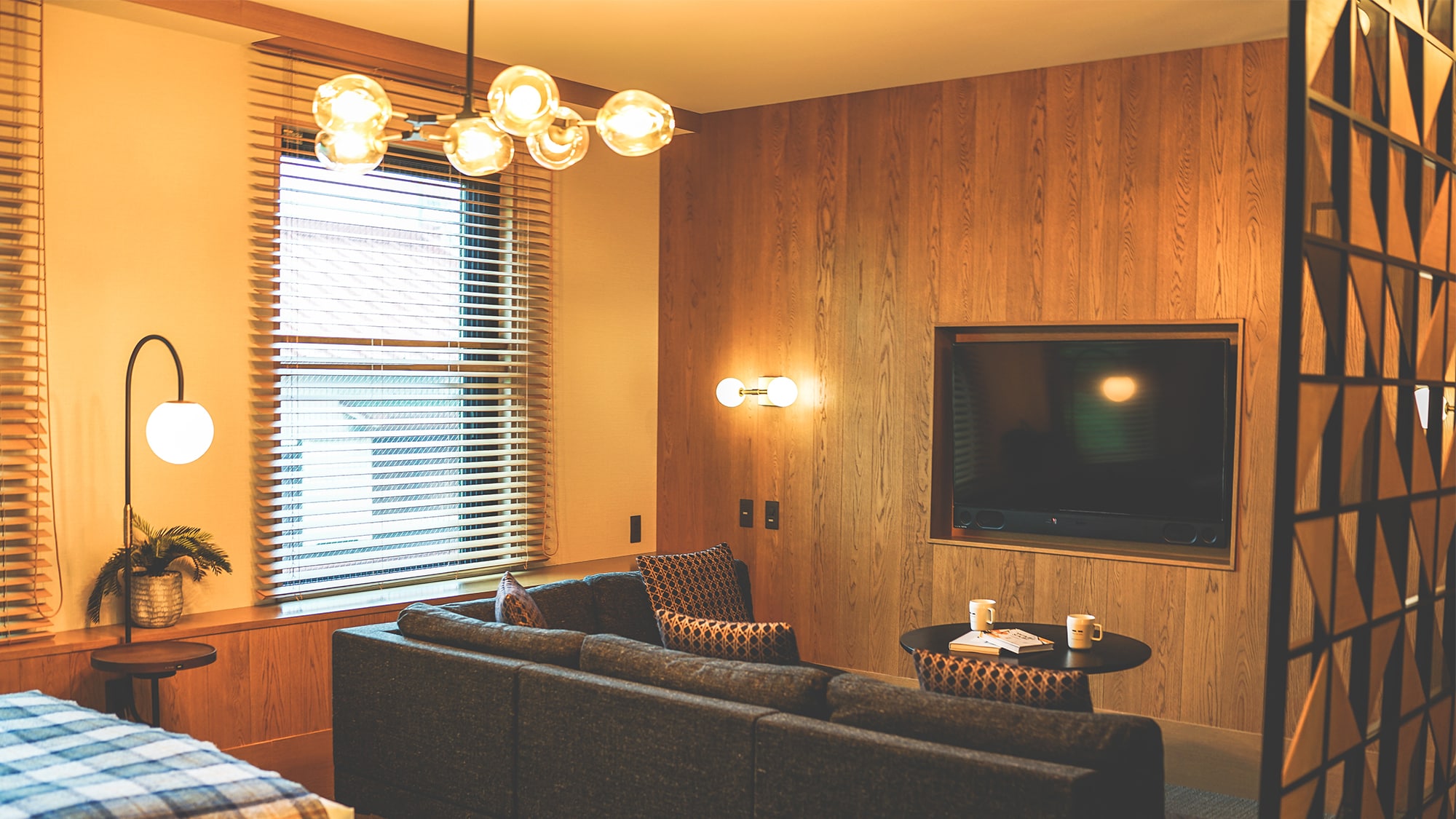 ■ Deluxe / Twin ■ Modern Style [41 sqm] Large L-shaped sofa is impressive and spacious