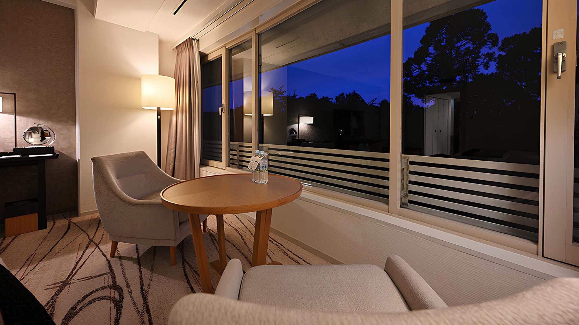 ♦ชั้นคลับ ชั้น 7