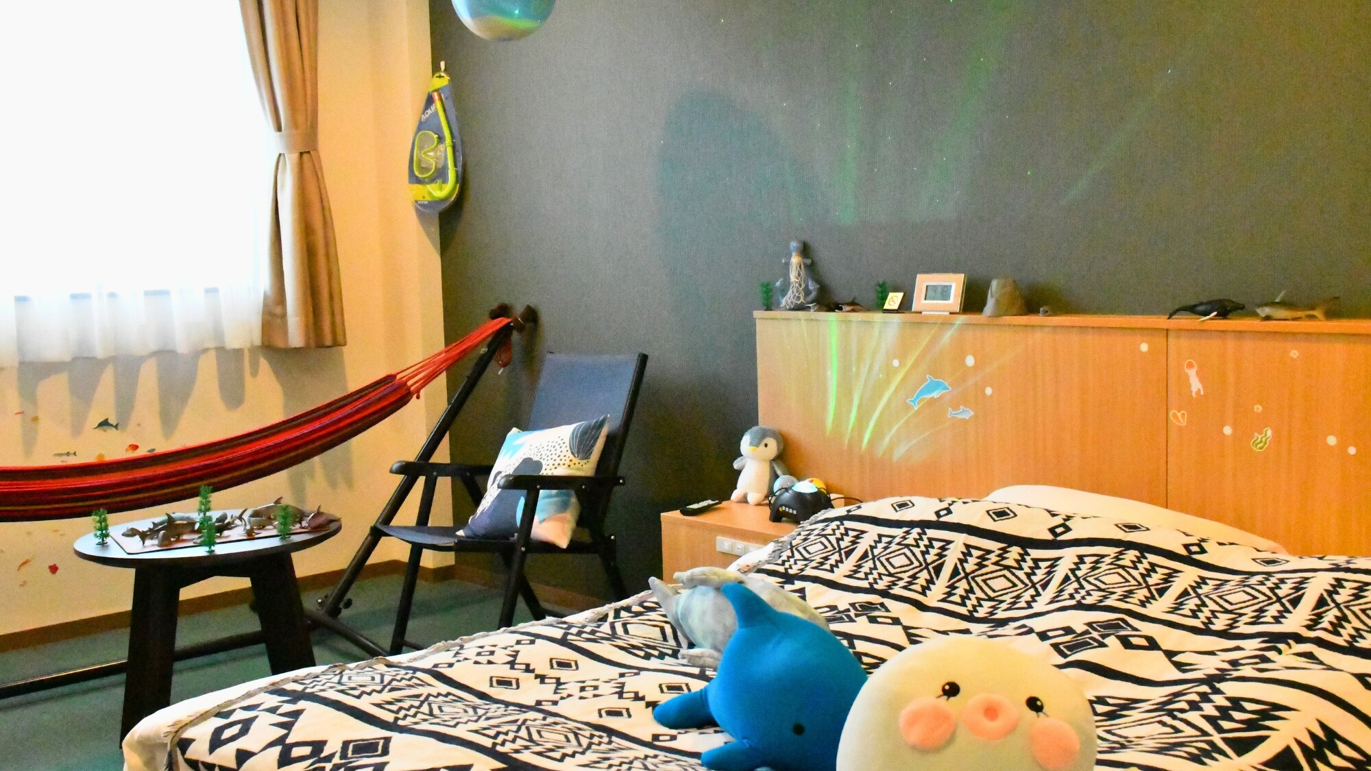 <Sea> Creature Room - Full of sea creatures! Feel like you're under the sea with the ocean wave projector ♪
