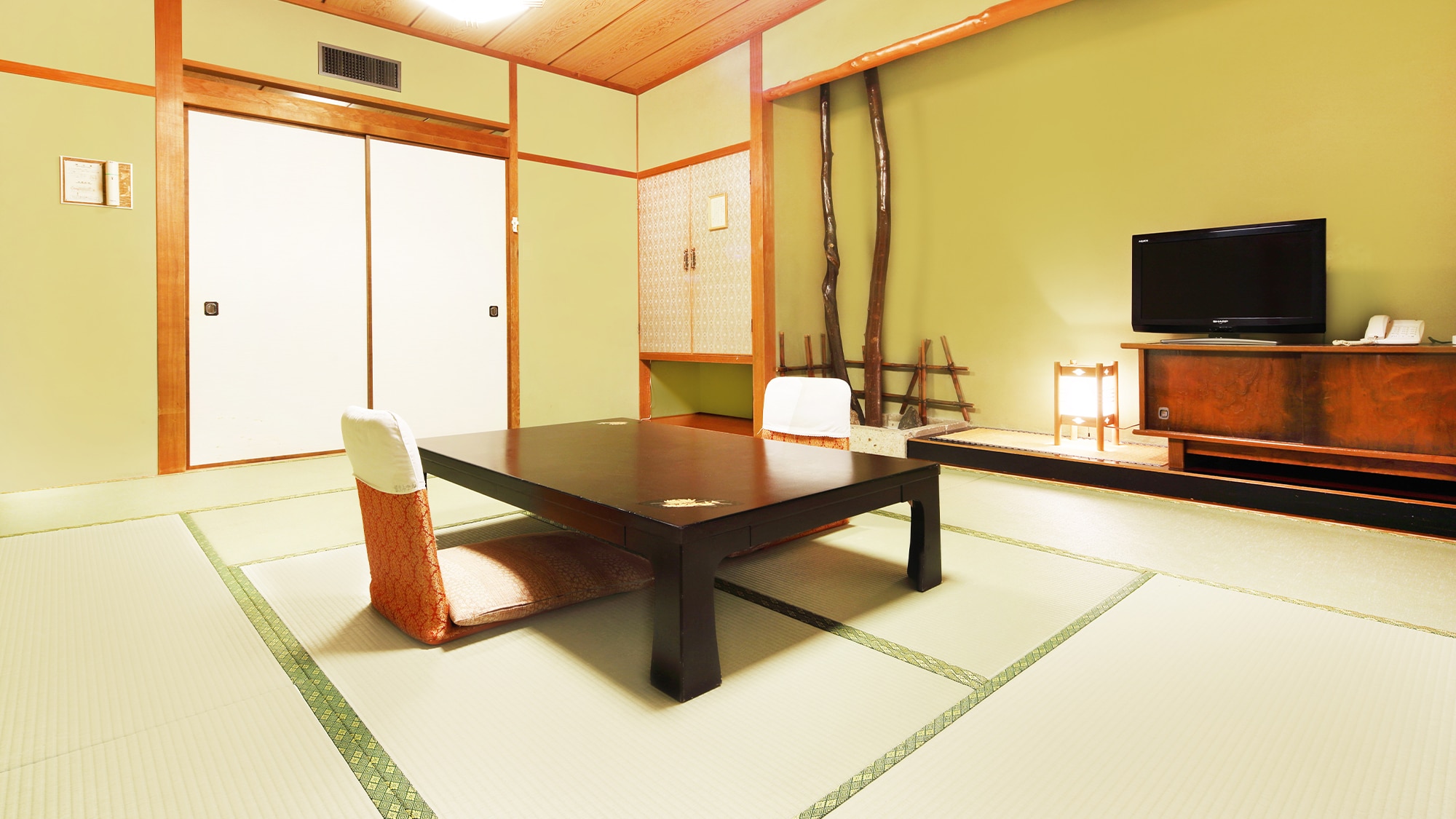Economy B / C Japanese-style room 10 tatami mats 37㎡