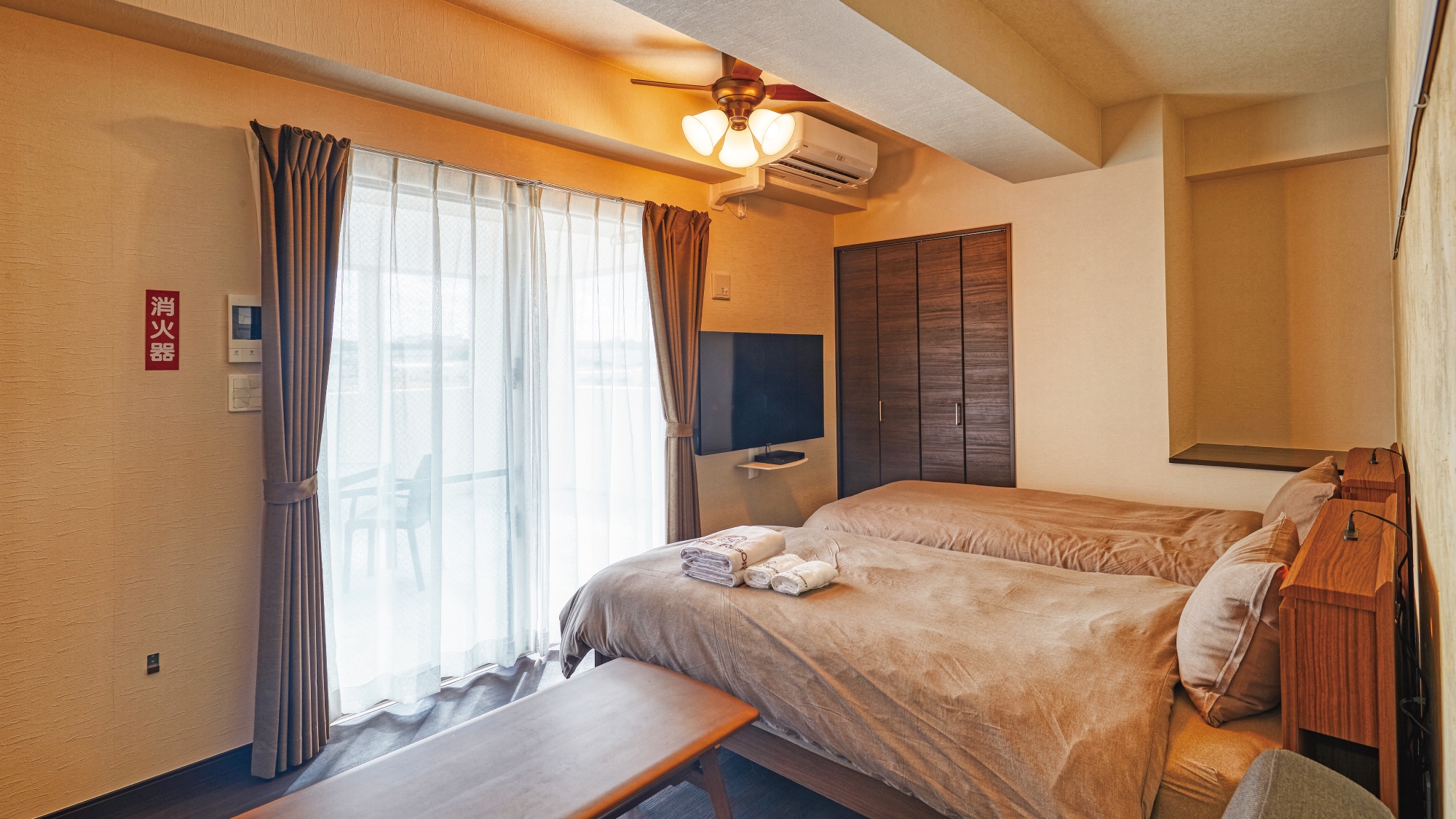 [High floor compact twin with terrace]