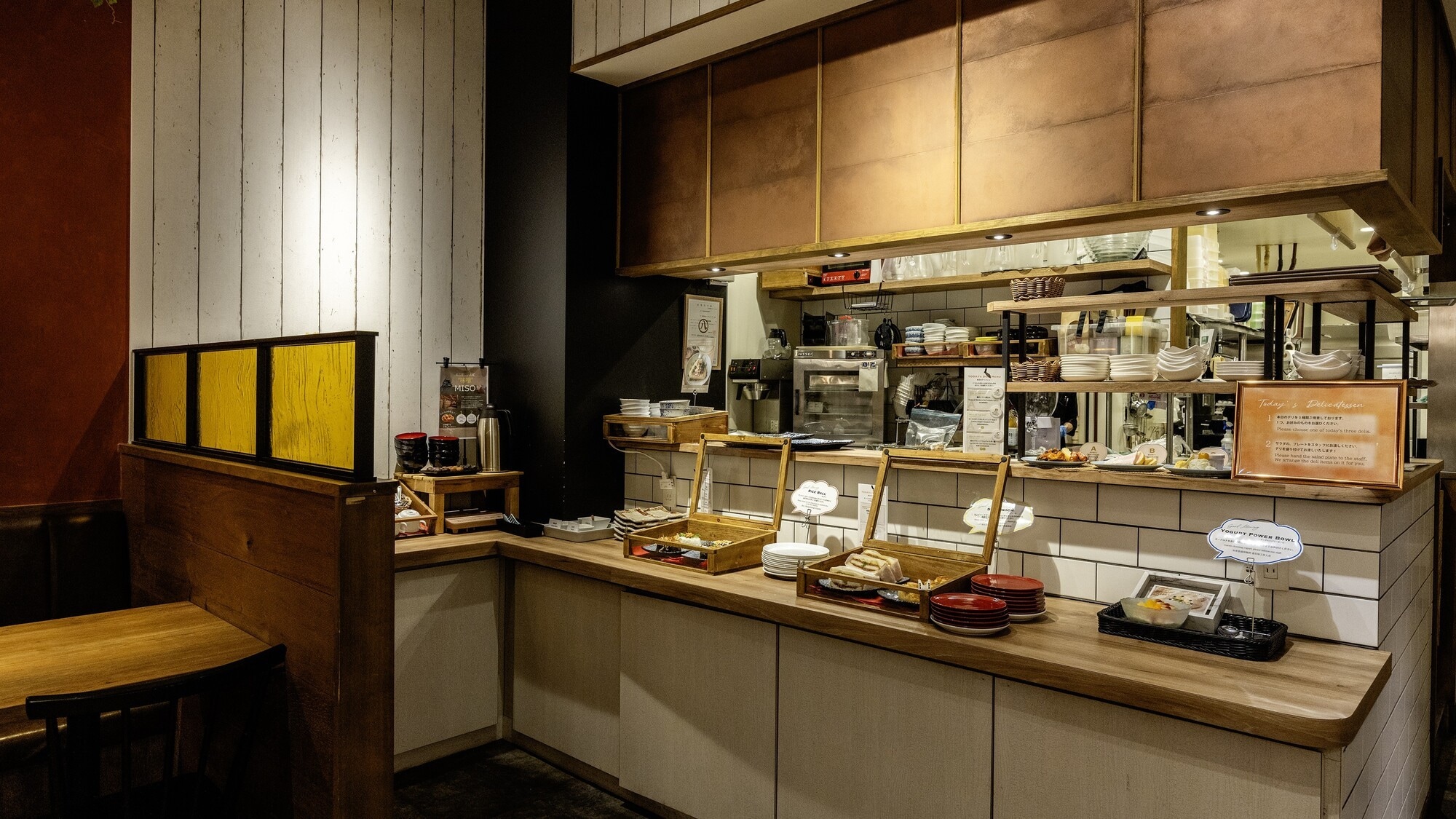 【早餐】早餐地点：'T Café by ALLY's'