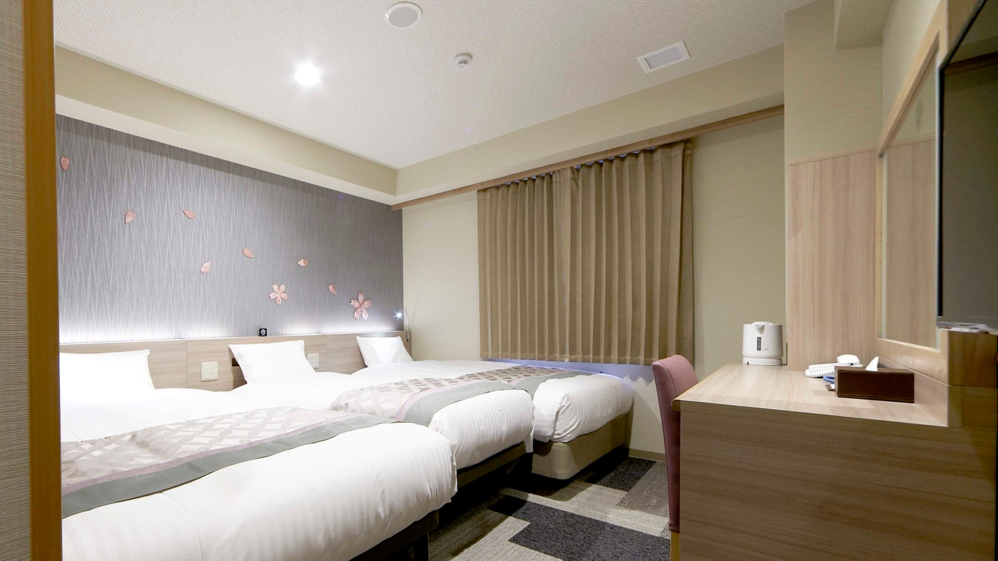  [Bebas rokok] Kamar triple <18㎡> Koneksi WiFi gratis / tempat tidur Simmons