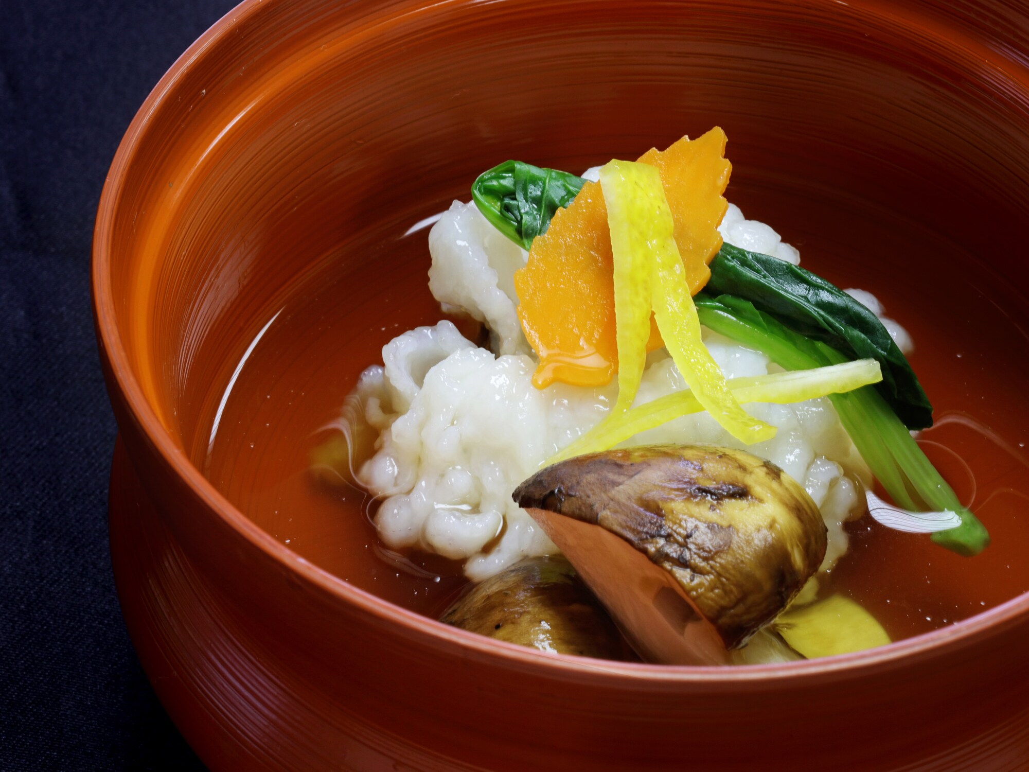 菜色：湯 / 秋季：星鰻和松茸