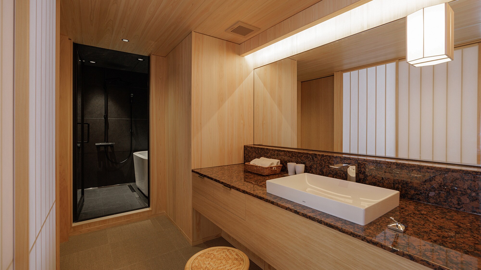 Semi-suite room Wabisuke