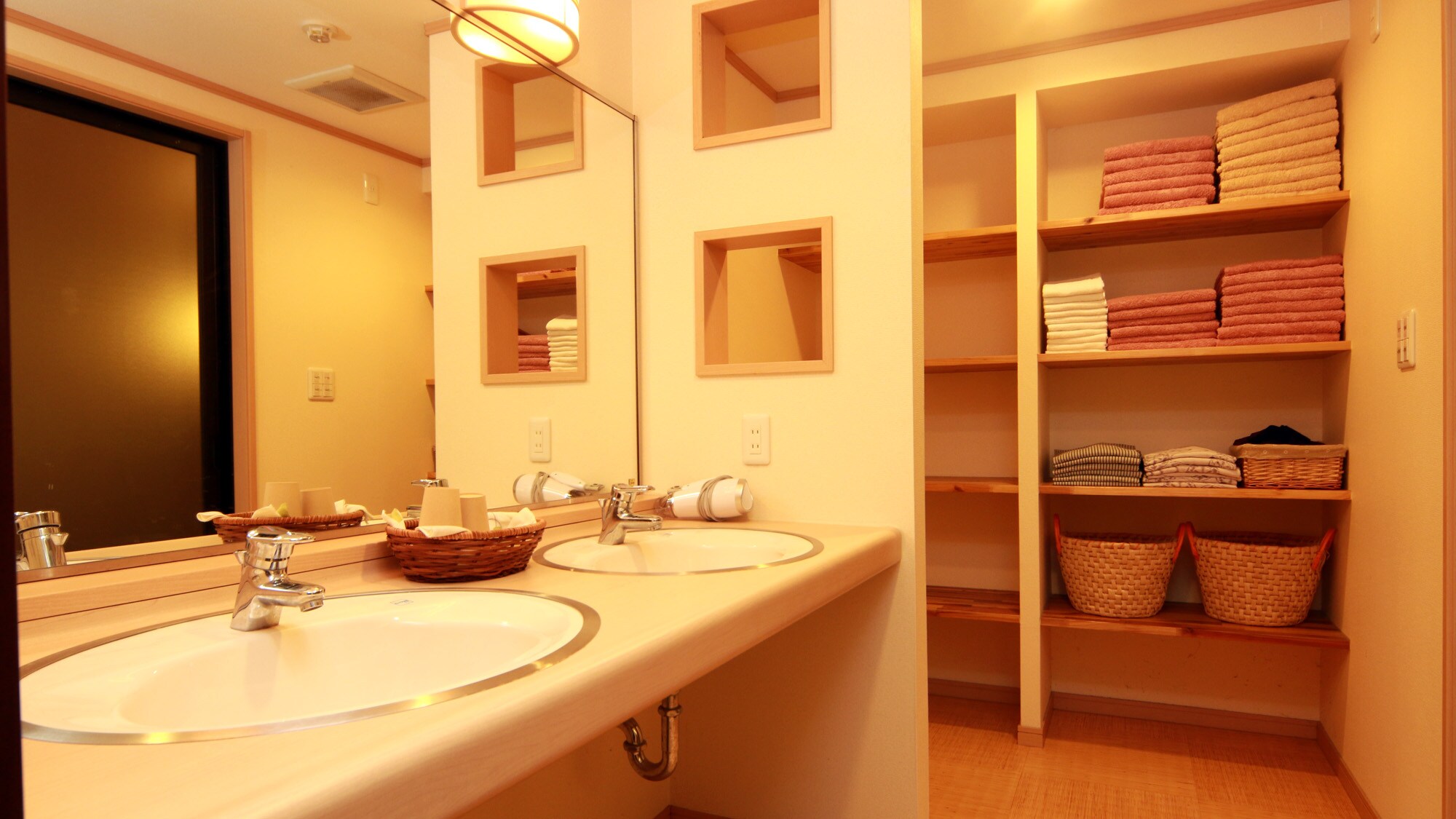 <Ryokan> Changing room