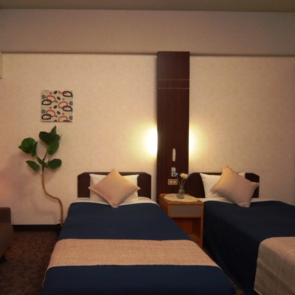 [Assigned Western-style room] The hotel will assign rooms depending on the number of people.