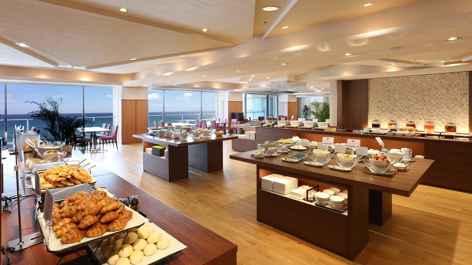 Breakfast buffet venue