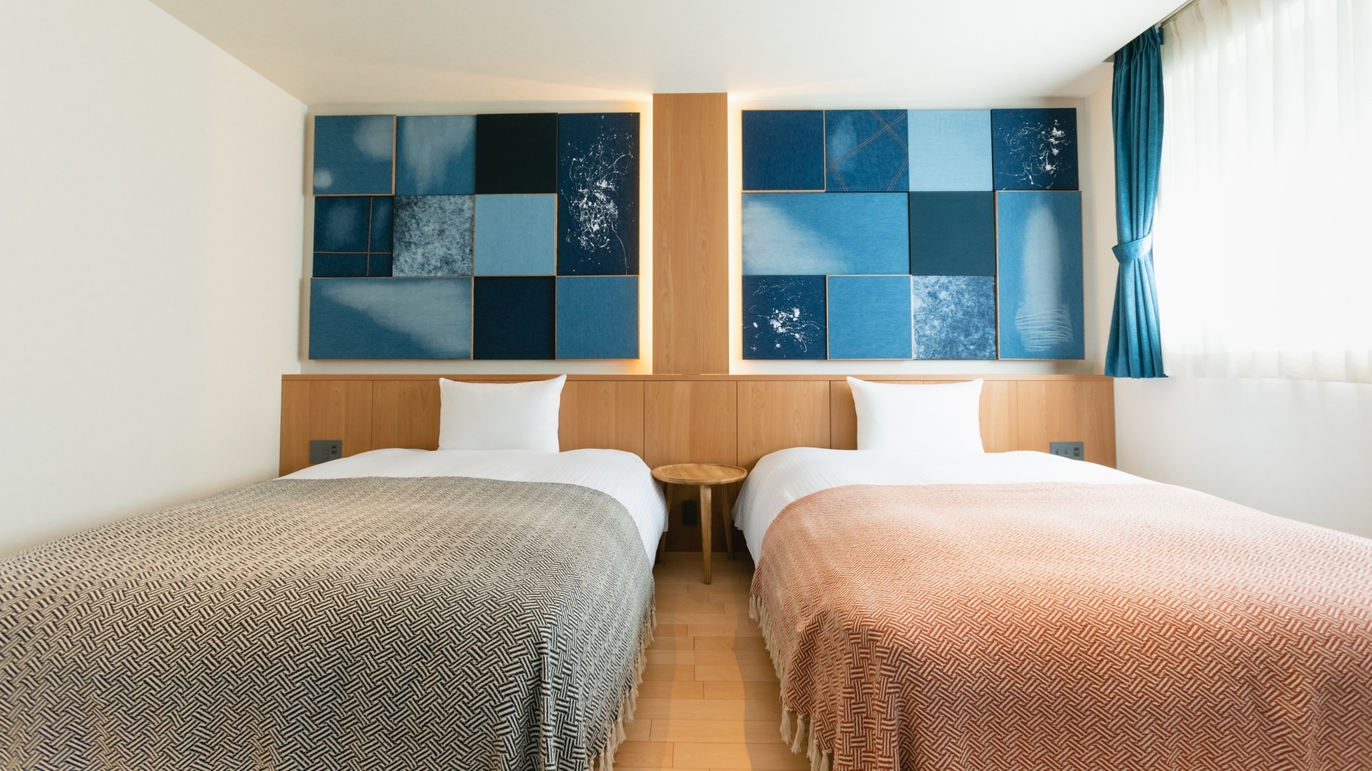 Denim Twin Room 2 | Bed