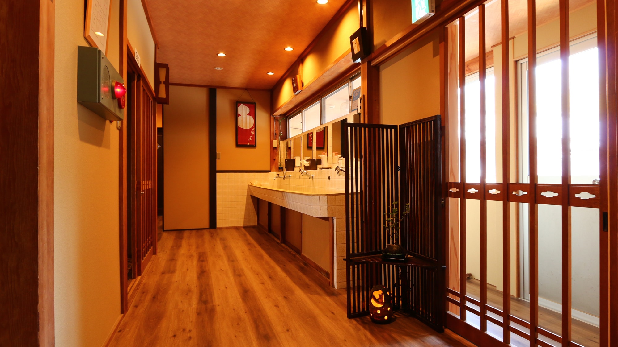 [Charming interior] There is also a washroom